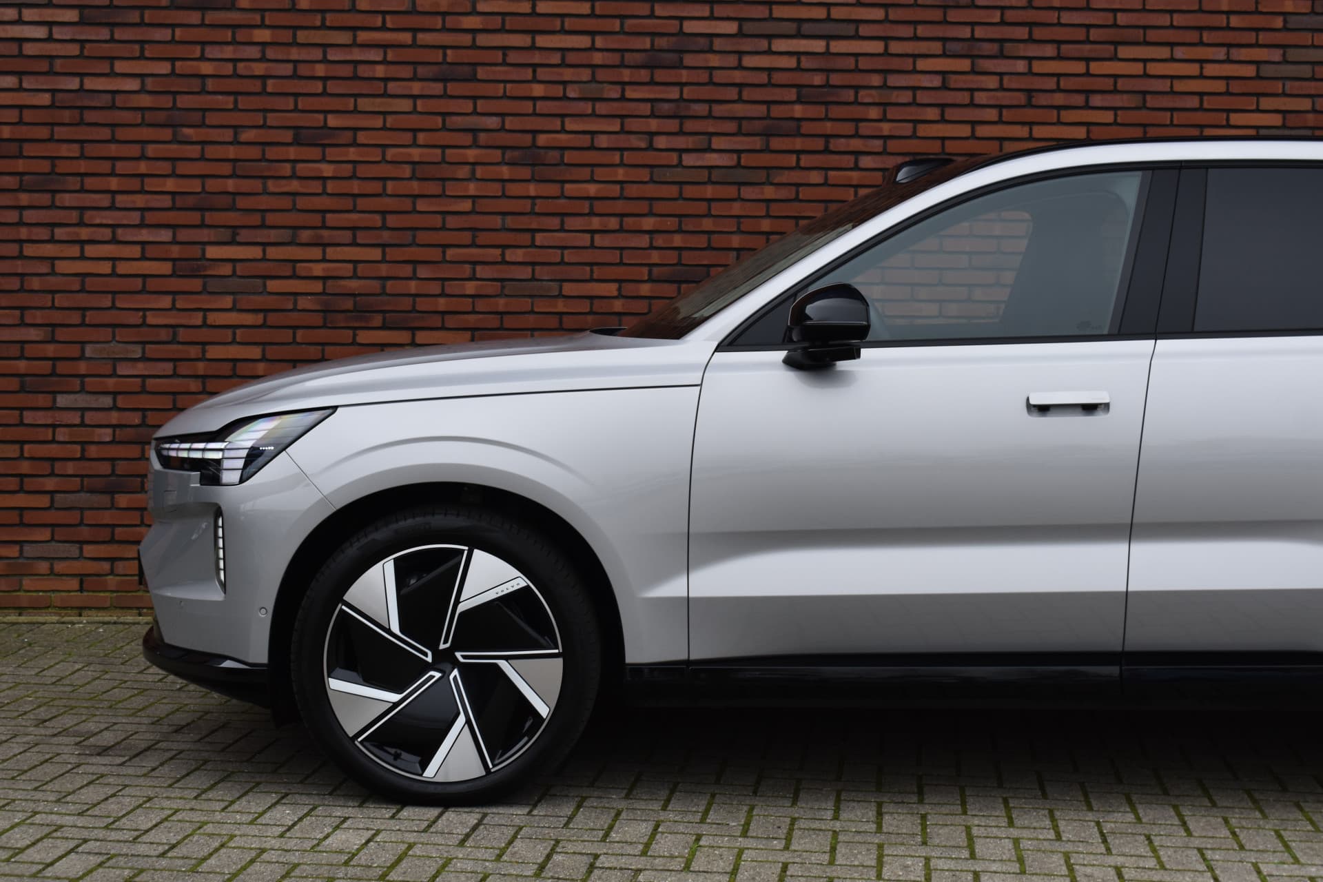 Volvo EX90 Twin Motor Performance 517PK Ultra 7p. 111 kWh thumbnail 17