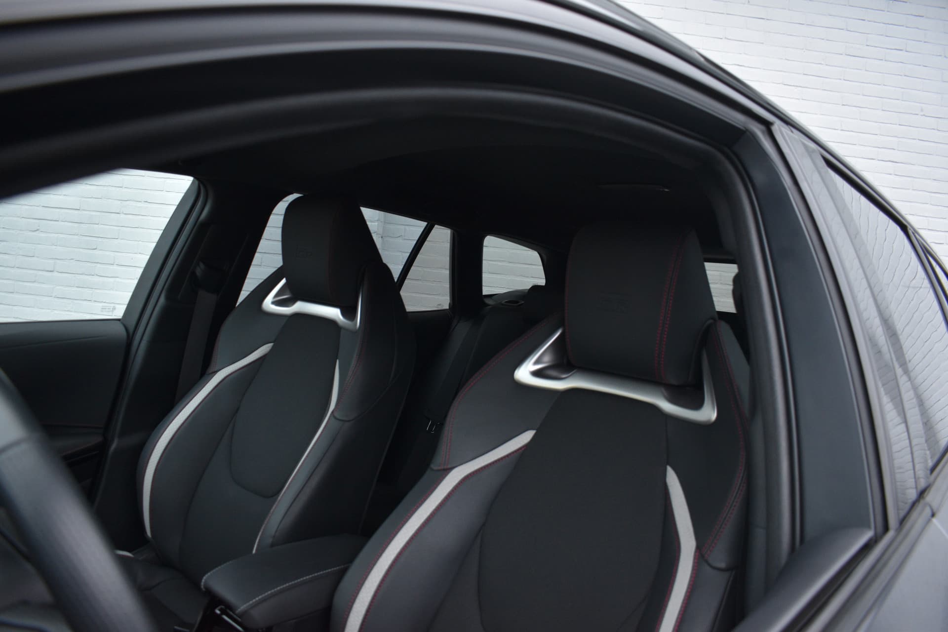 Toyota Corolla Touring Sports 2.0 Hybrid GR Sport Plus Limited Automaat 197pk thumbnail 10