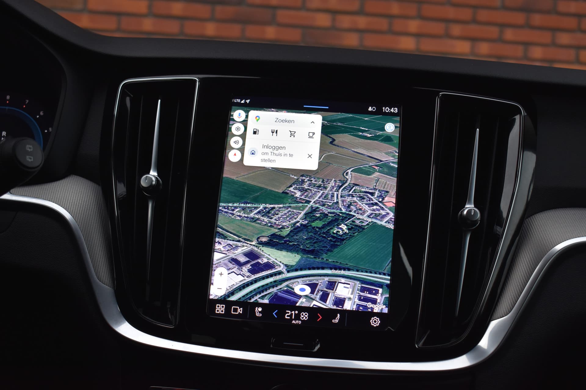 Volvo V60 Cross Country B5 265PK AWD Plus thumbnail 10