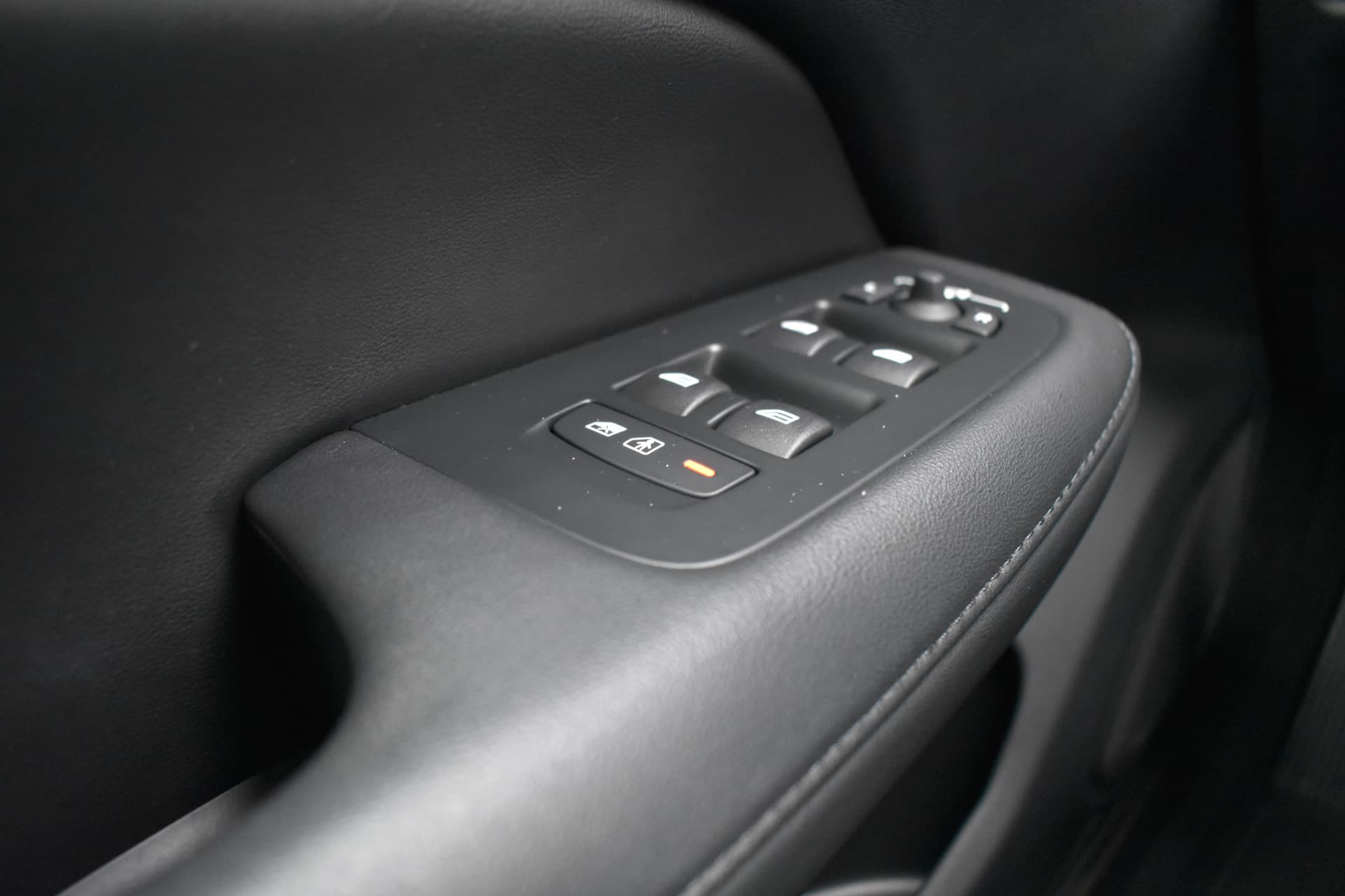 Volvo V60 Cross Country B5 265PK AWD Plus thumbnail 13