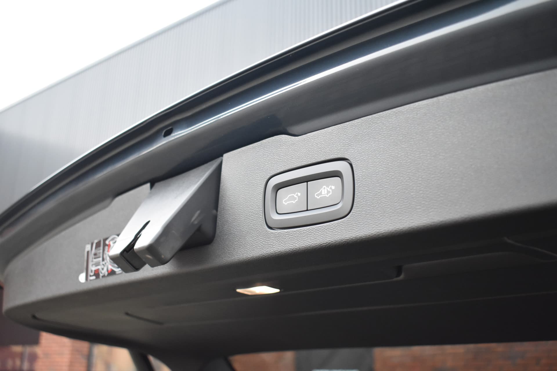 Volvo V60 Cross Country B5 265PK AWD Plus thumbnail 20