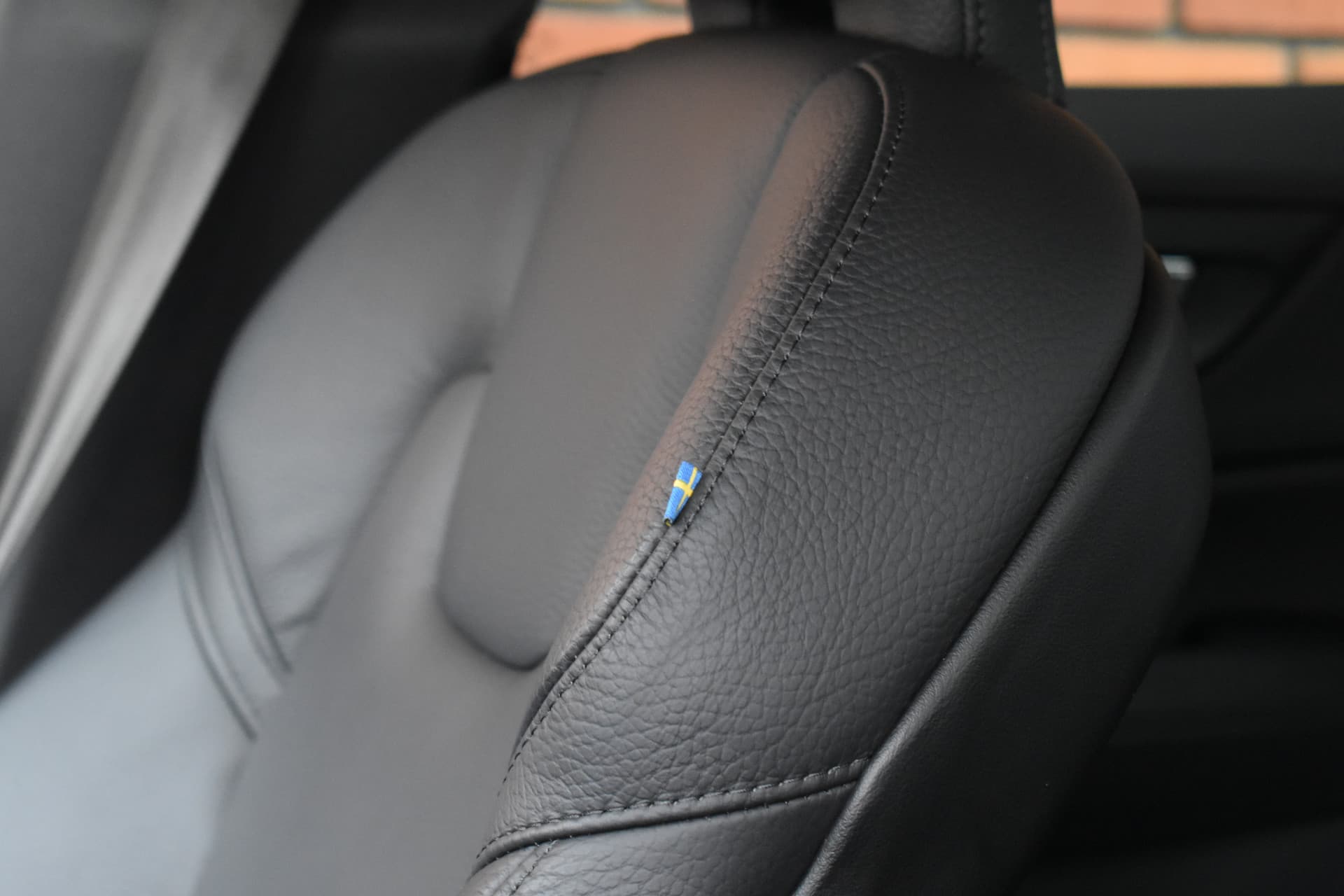 Volvo V60 Cross Country B5 265PK AWD Plus thumbnail 29