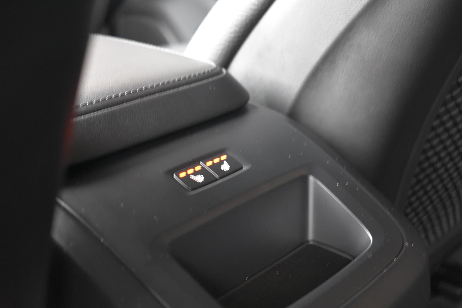 Volvo V60 Cross Country B5 265PK AWD Plus thumbnail 32