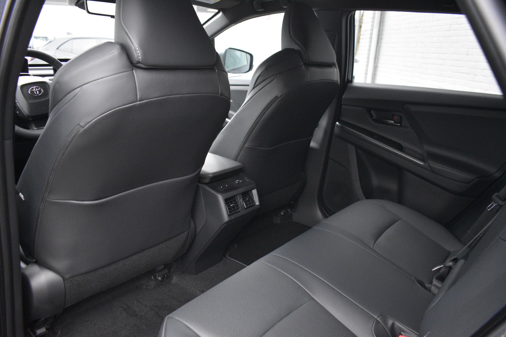 Toyota BZ4X Executive 73 kWh Automaat 224pk thumbnail 19