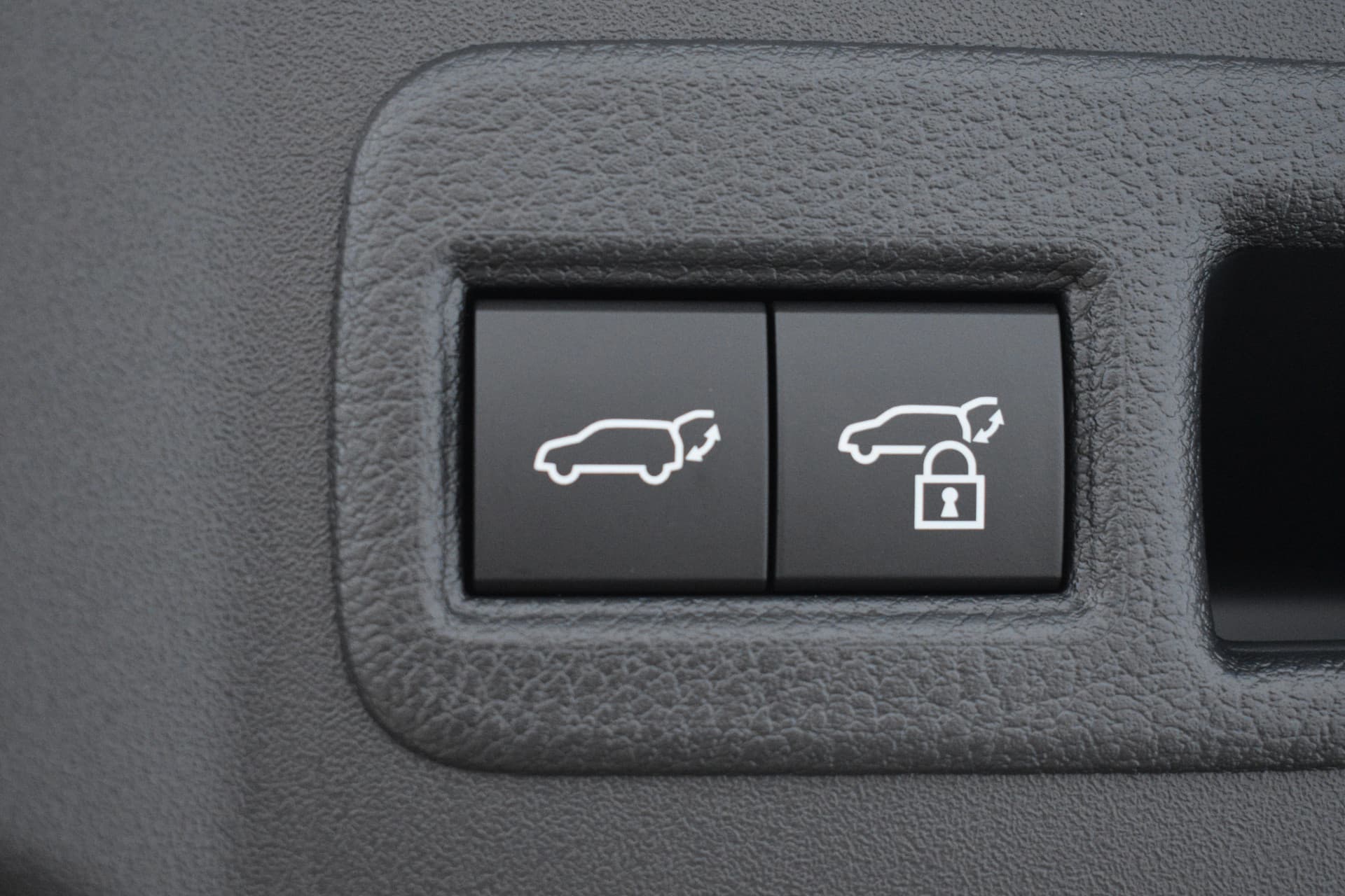 Toyota BZ4X Executive 73 kWh Automaat 224pk thumbnail 20