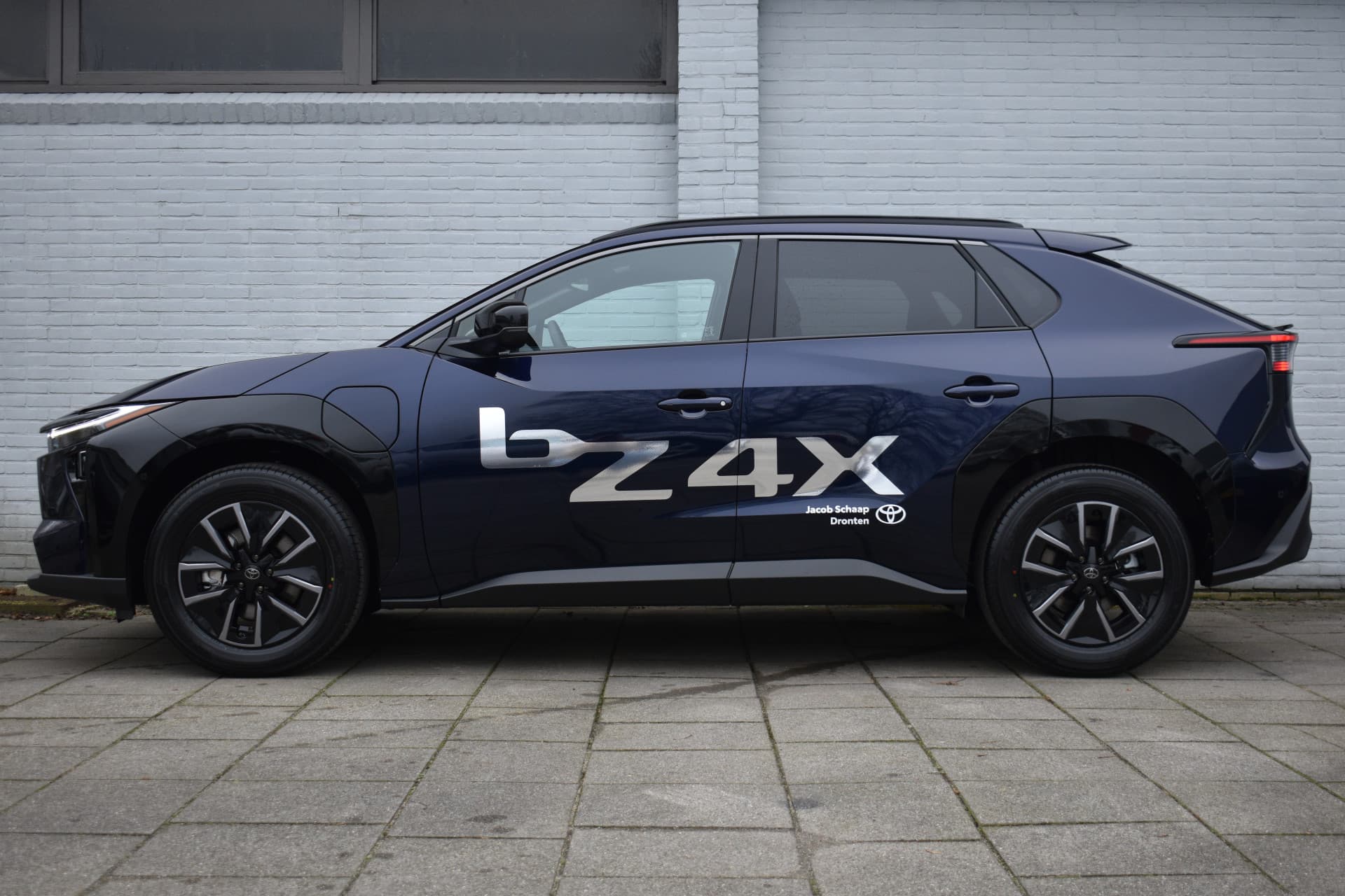 Toyota BZ4X Executive 73 kWh Automaat 224pk thumbnail 7