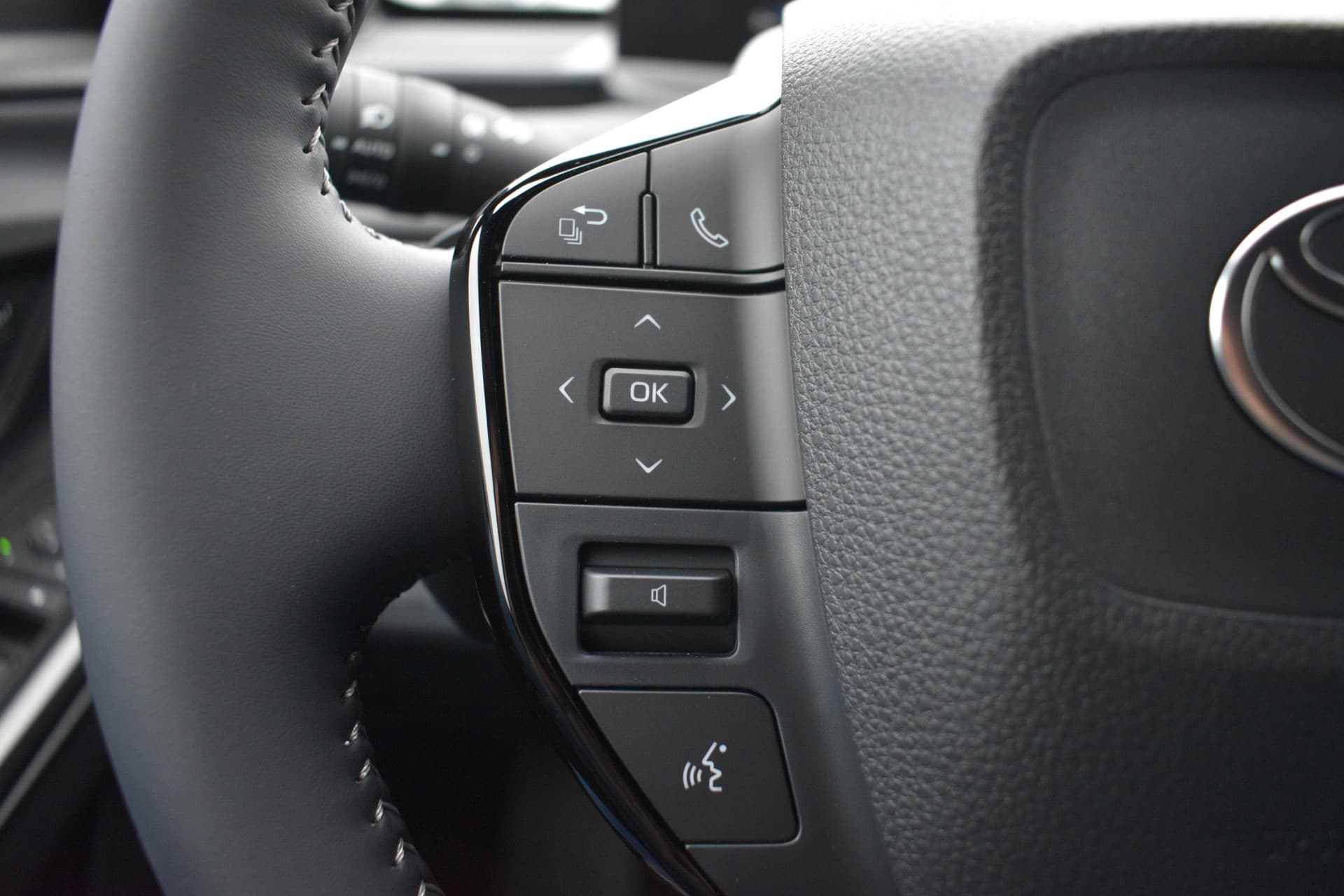 Toyota BZ4X Executive 73 kWh Automaat 224pk thumbnail 10