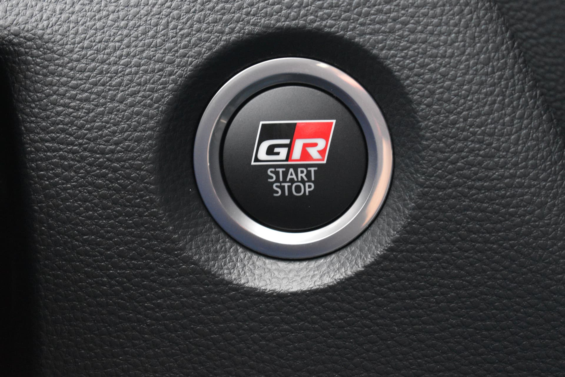 Toyota Corolla Hybrid 180 GR Sport Automaat 178pk thumbnail 17