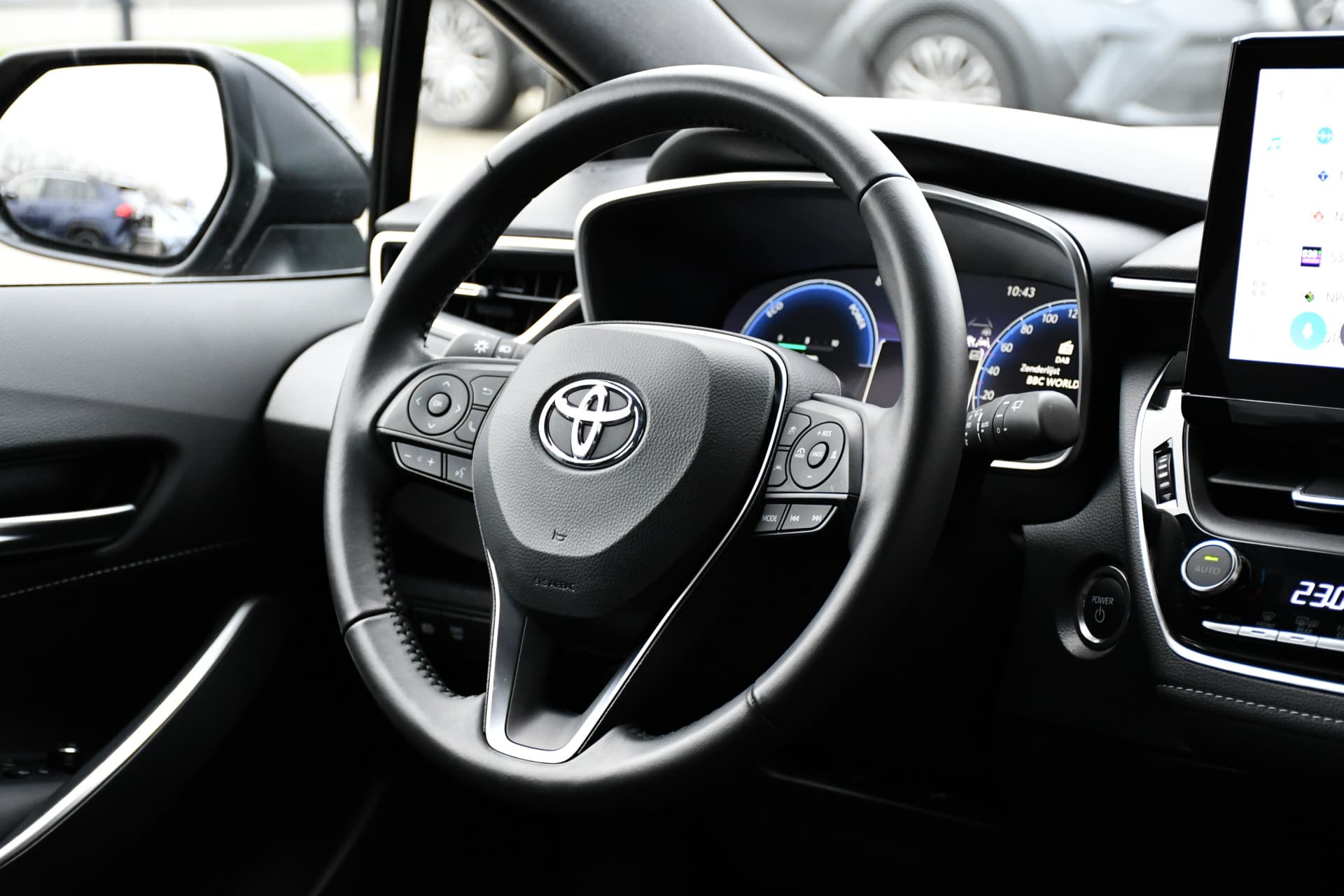 Toyota Corolla Touring Sports Hybrid 140 Dynamic Automaat 140pk thumbnail 30