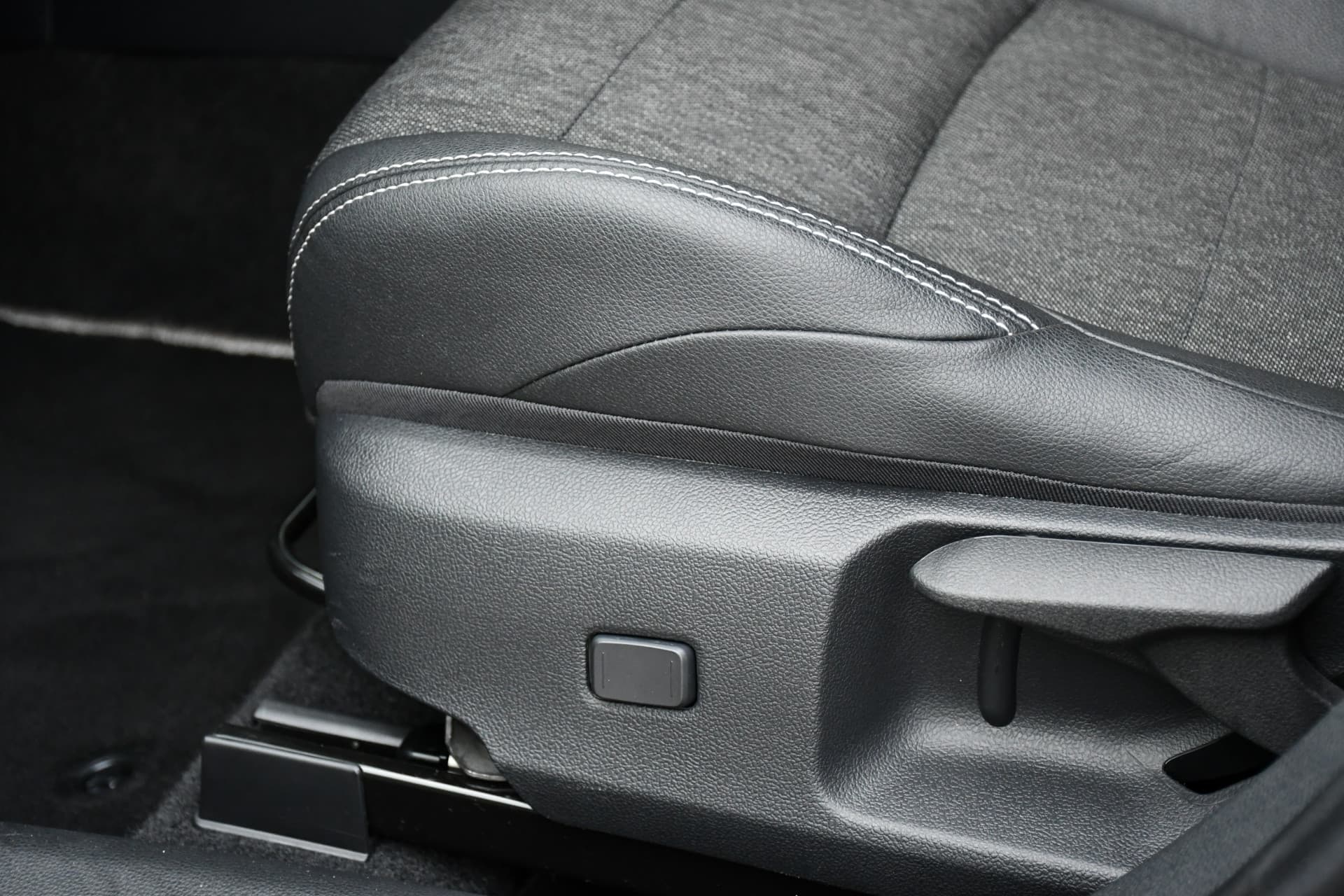 Toyota Corolla Touring Sports Hybrid 140 Dynamic Automaat 140pk thumbnail 15