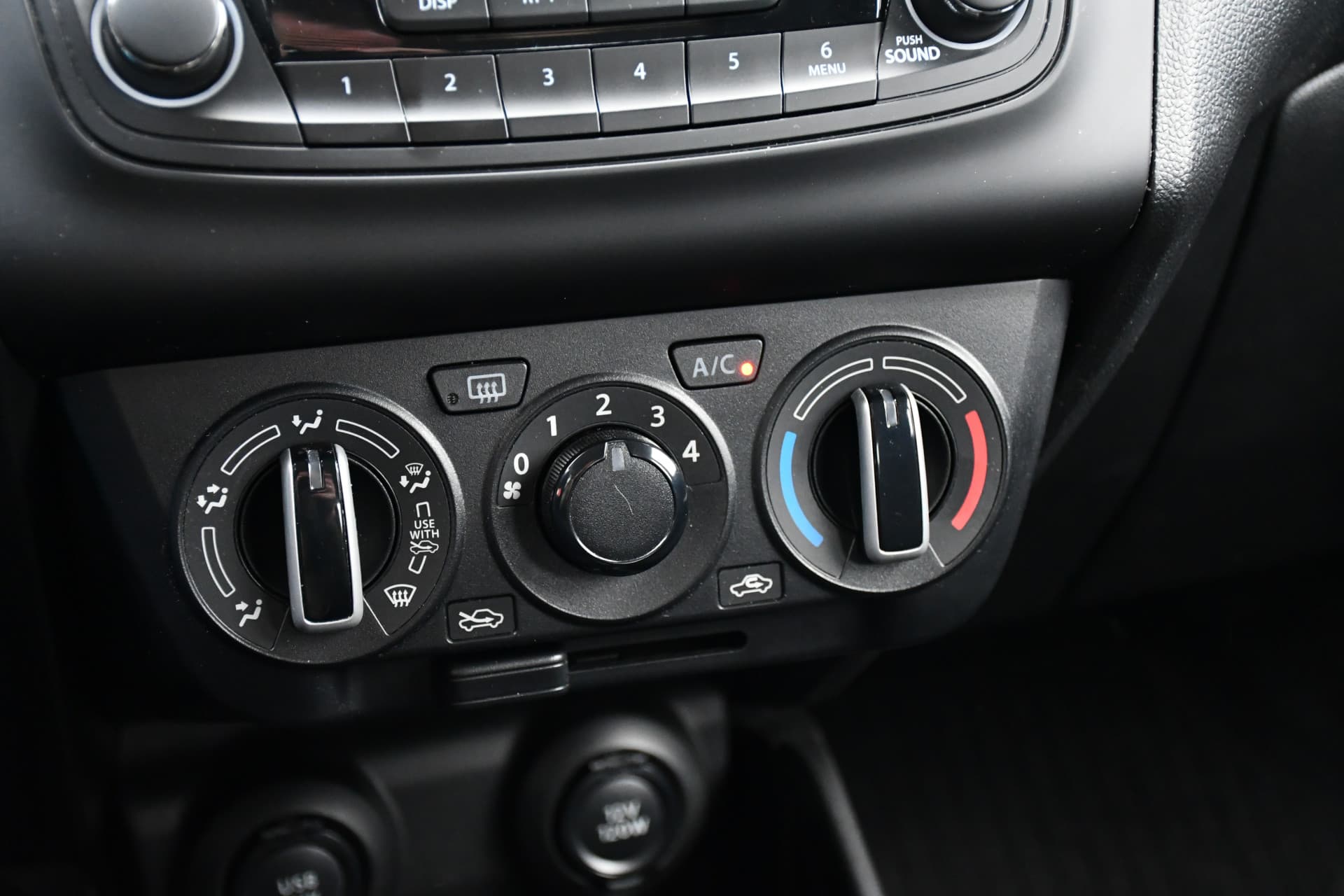 Suzuki Swift 1.2 Comfort Smart Hybrid 83pk thumbnail 4