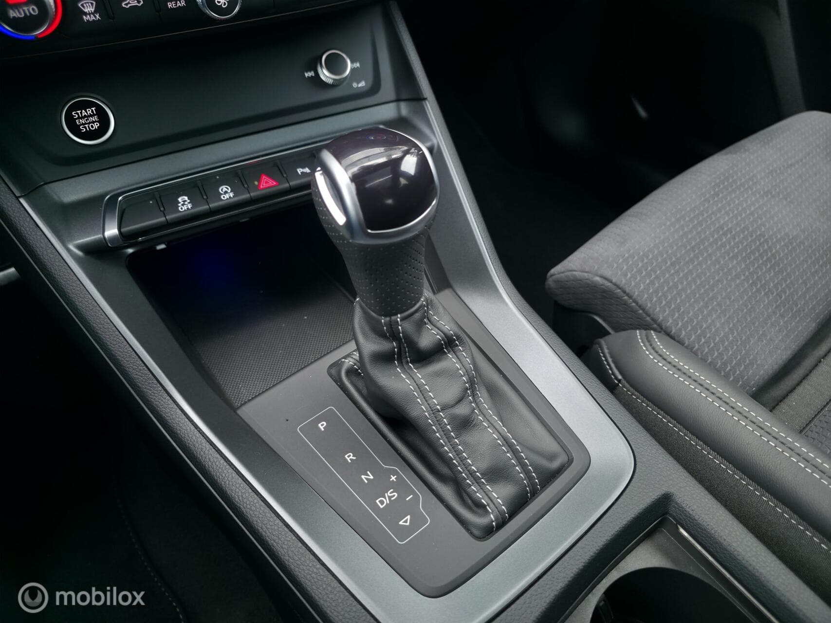 Audi Q3 thumbnail 24