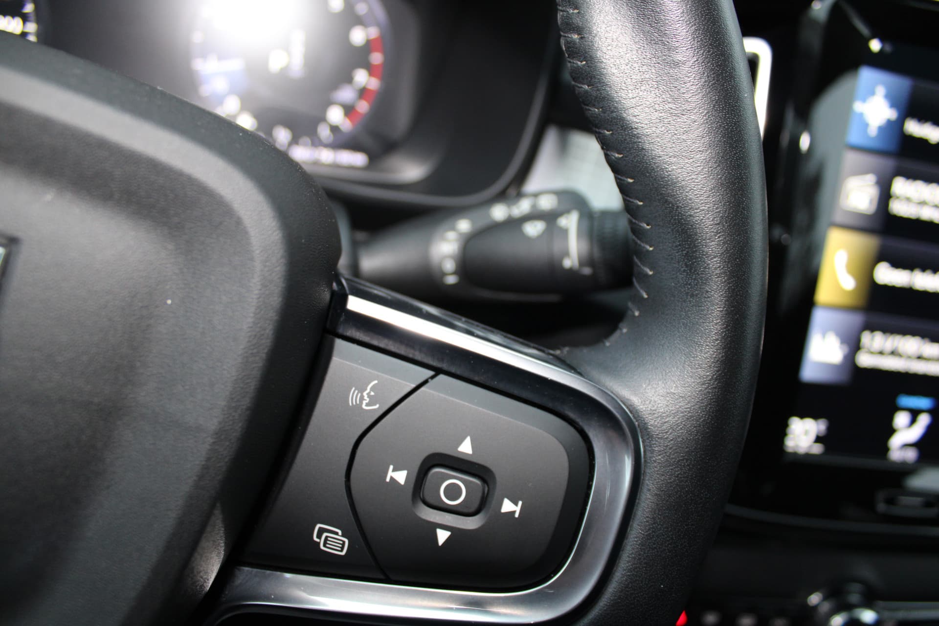 Volvo XC40 T2 automaat Business Pro thumbnail 26