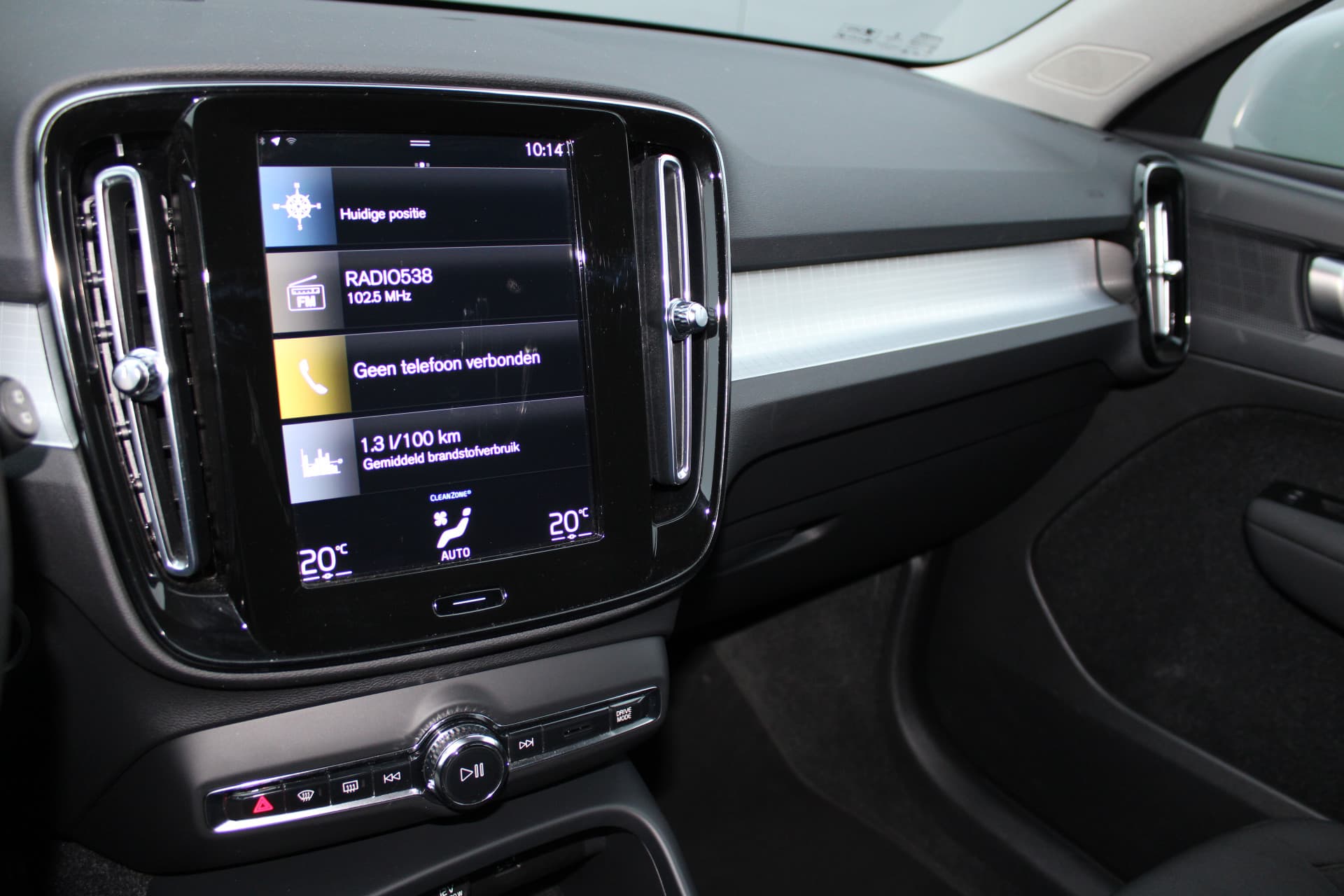 Volvo XC40 T2 automaat Business Pro thumbnail 28