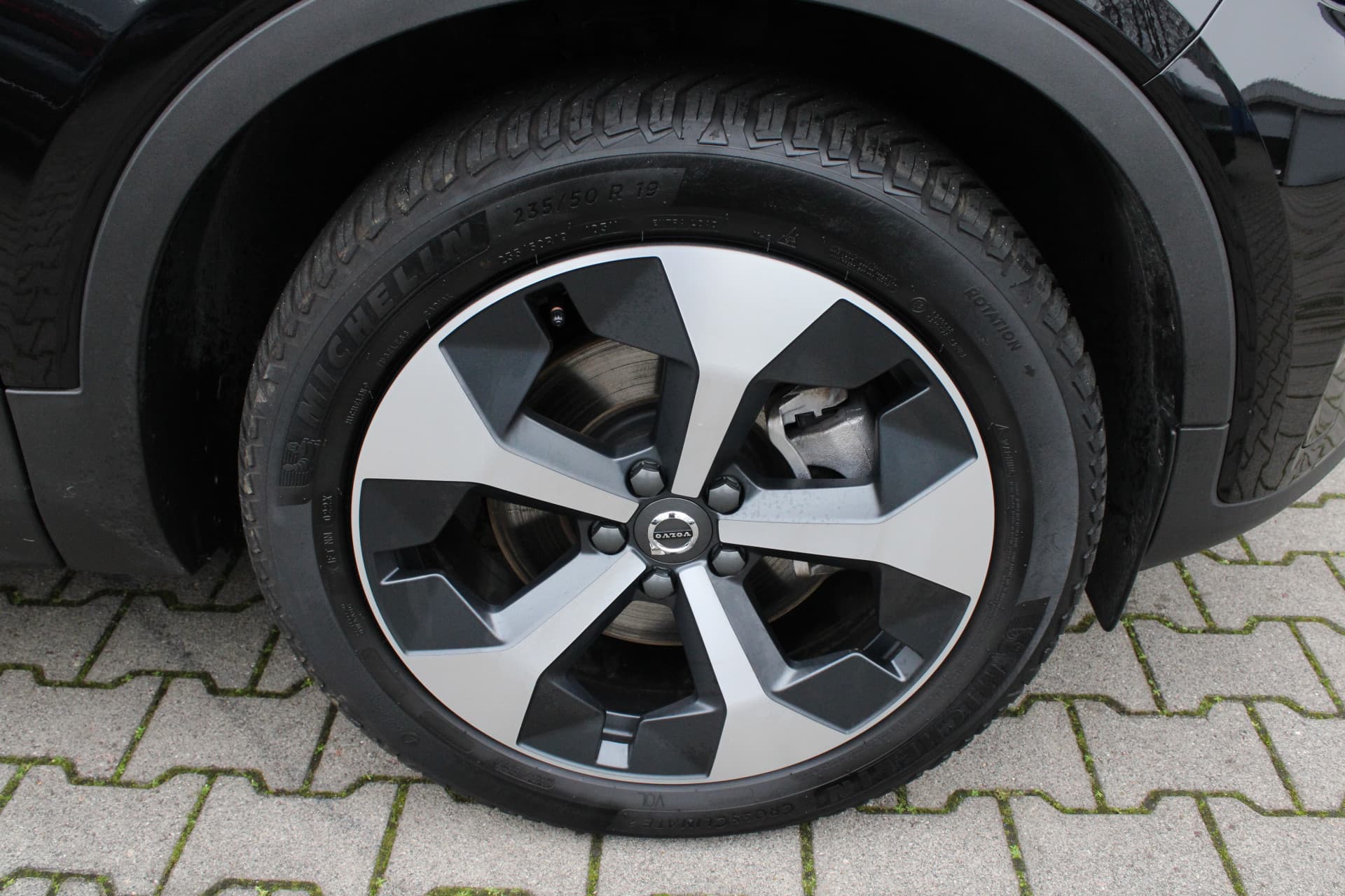 Volvo XC40 B4 Plus Dark thumbnail 15