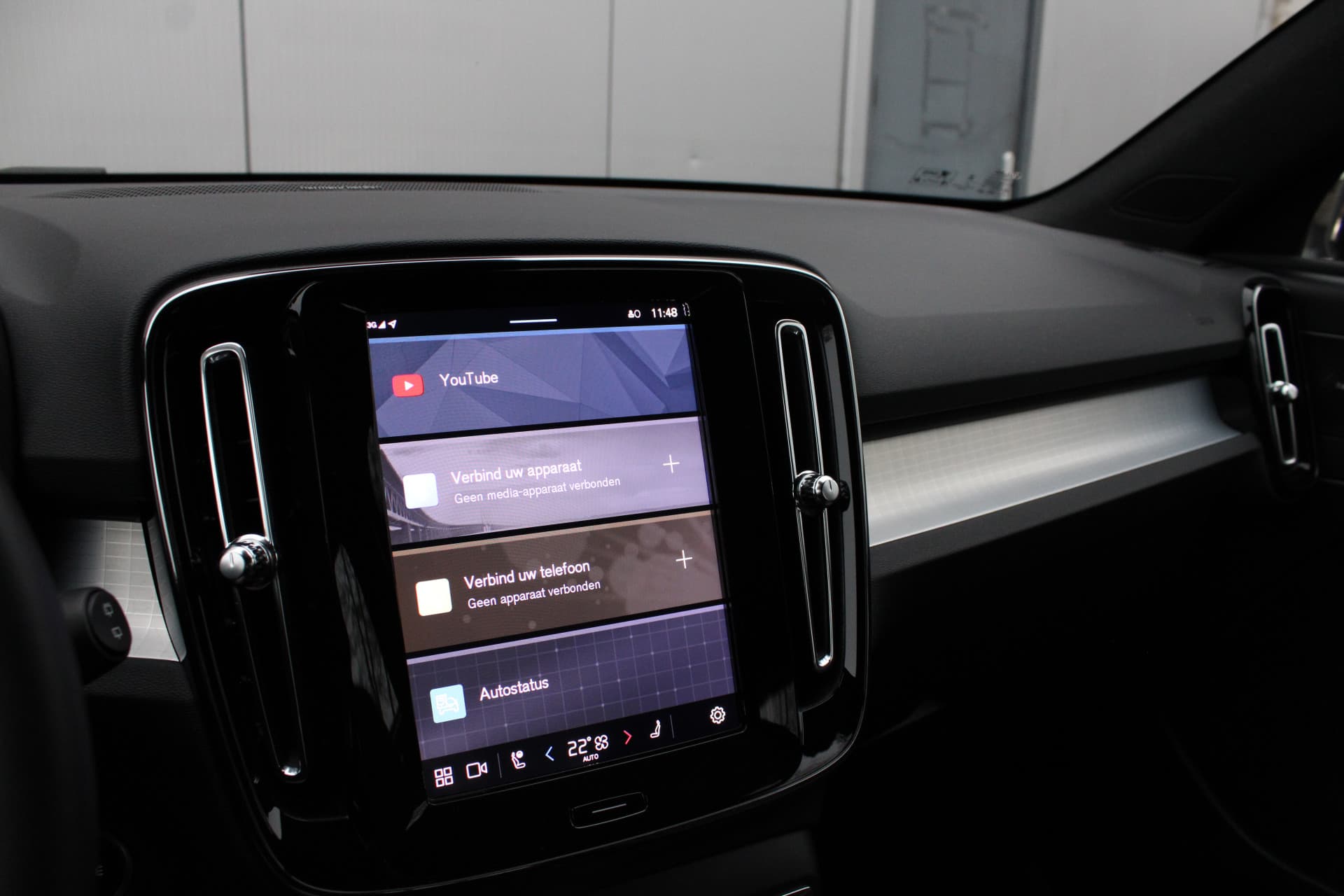 Volvo XC40 B4 Plus Dark thumbnail 26