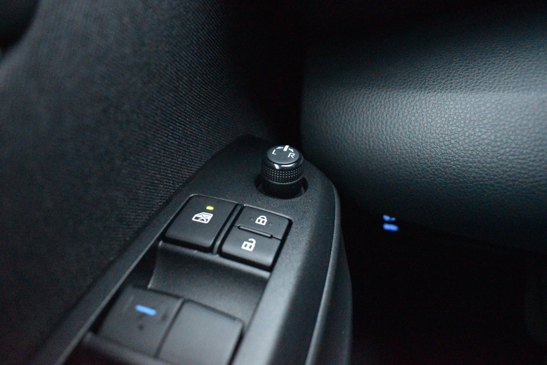 Toyota Yaris Cross 1.5 Hybrid Dynamic Automaat 116pk thumbnail 11