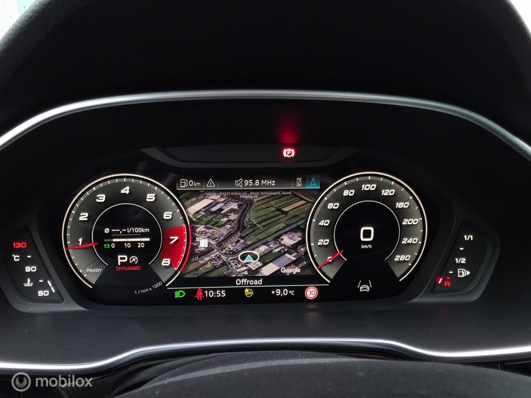 Audi Q3 thumbnail 23