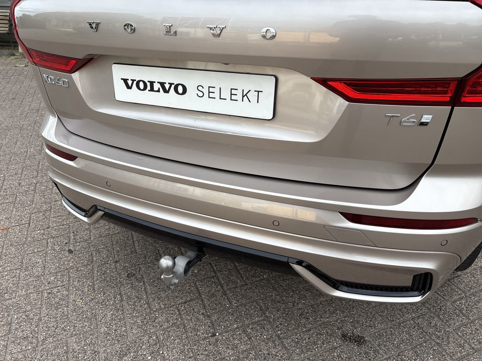 Volvo XC60 T6 Plug-in hybrid AWD Ultra Dark / Harman/Kardon / Trekhaak / Panorama dak / Rondomzichtcamera / thumbnail 22