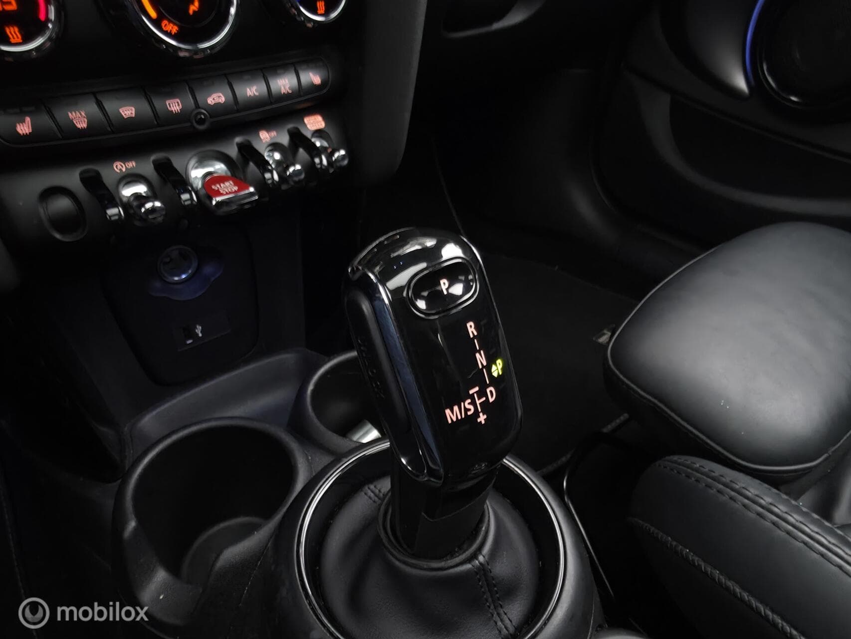 MINI Cooper thumbnail 19