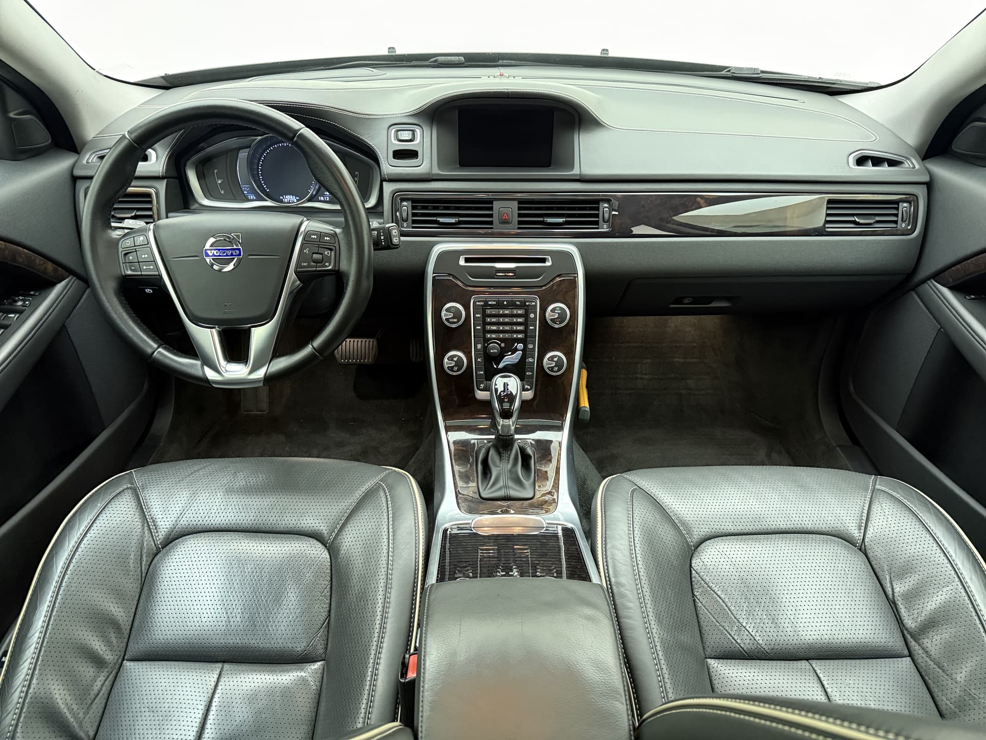 Volvo XC70 T5 Polar+ INSCRIPTION / FULL-OPTIONS / ADAPTIVE CRUISE / NIVOMAT / CAMERA / TREKHAAK thumbnail 18