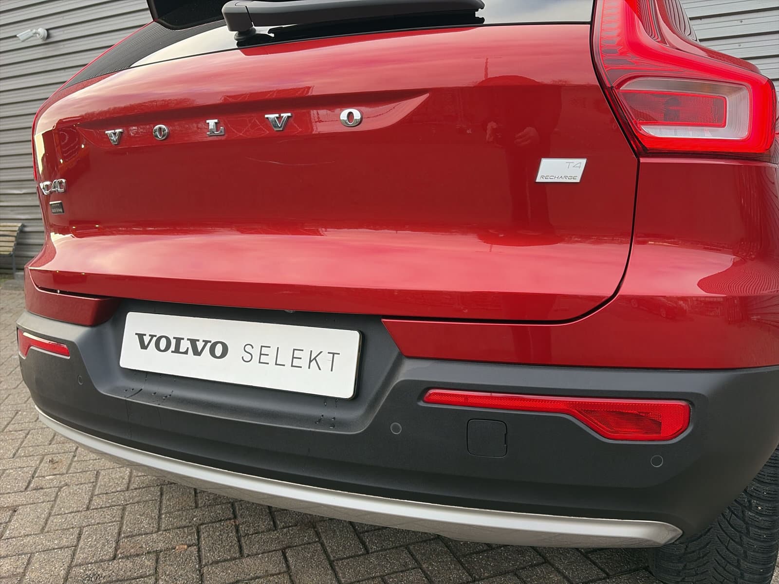 Volvo XC40 1.5 T4 Recharge Inscription / 19" Velgen / glazen panoramisch schuif-/kanteldak / Leder bekleding / thumbnail 5