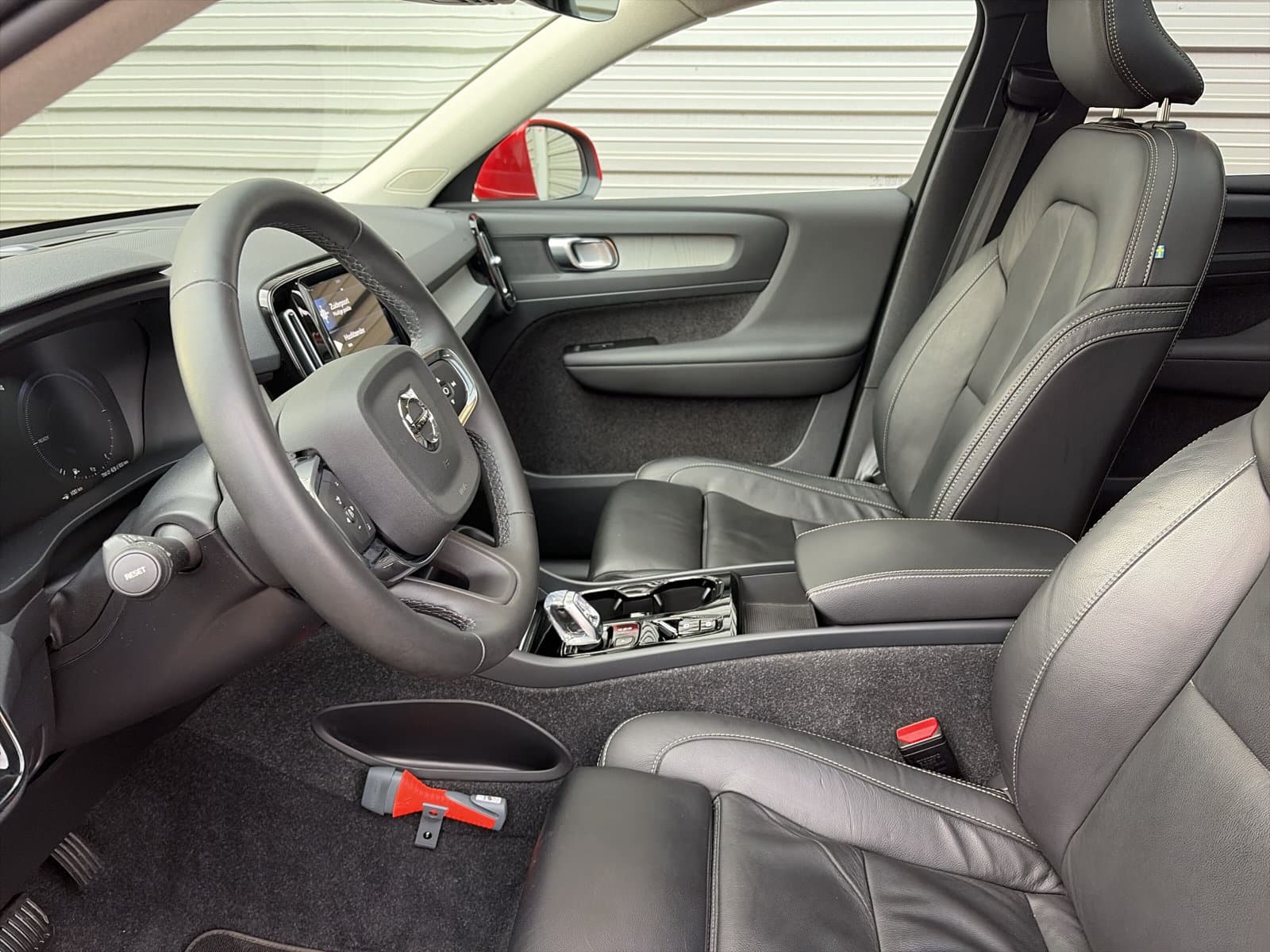 Volvo XC40 1.5 T4 Recharge Inscription / 19" Velgen / glazen panoramisch schuif-/kanteldak / Leder bekleding / thumbnail 10