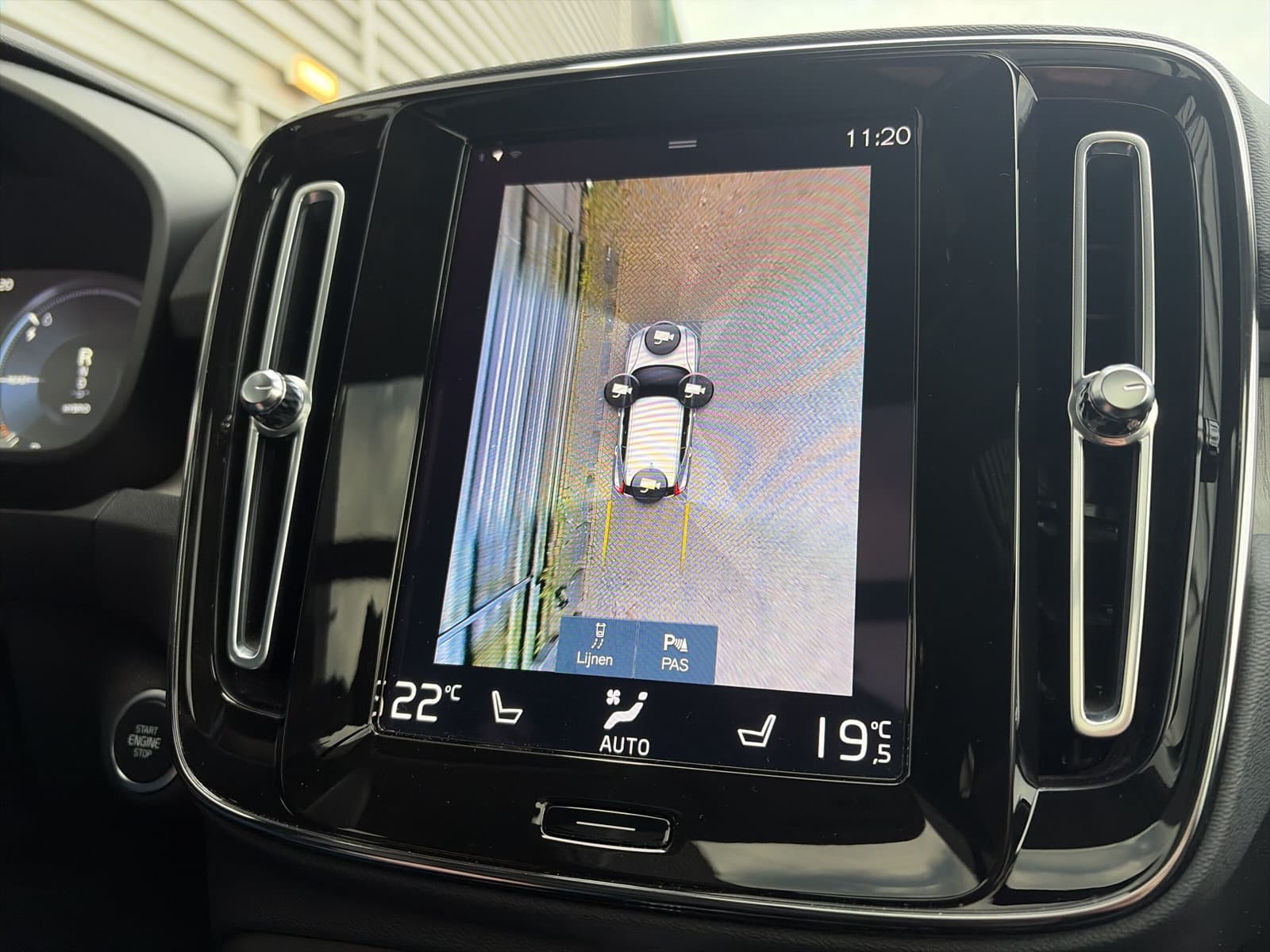 Volvo XC40 1.5 T4 Recharge Inscription / 19" Velgen / glazen panoramisch schuif-/kanteldak / Leder bekleding / thumbnail 25