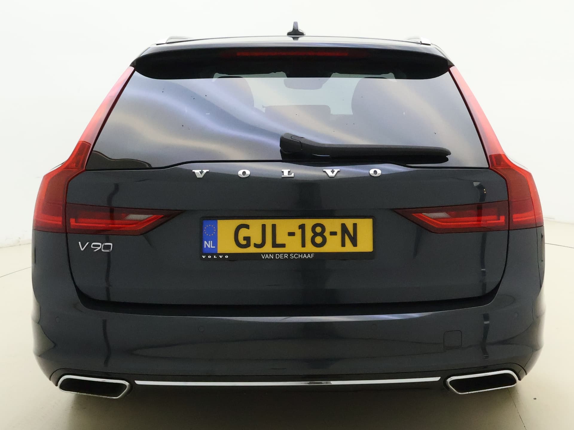 Volvo V90 T8 390pk AWD Inscription / Luchtvering / Bowers&Wilkins Audio / Dubbel glas / 360 Camera / El. Trekhaak / DAB / El. Stoelen / Keyless / Adapt. Cruise / BLIS / Leder thumbnail 5