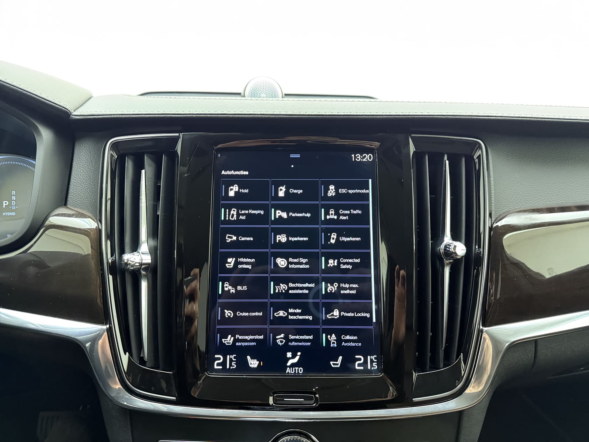 Volvo V90 T8 390pk AWD Inscription / Luchtvering / Bowers&Wilkins Audio / Dubbel glas / 360 Camera / El. Trekhaak / DAB / El. Stoelen / Keyless / Adapt. Cruise / BLIS / Leder thumbnail 13