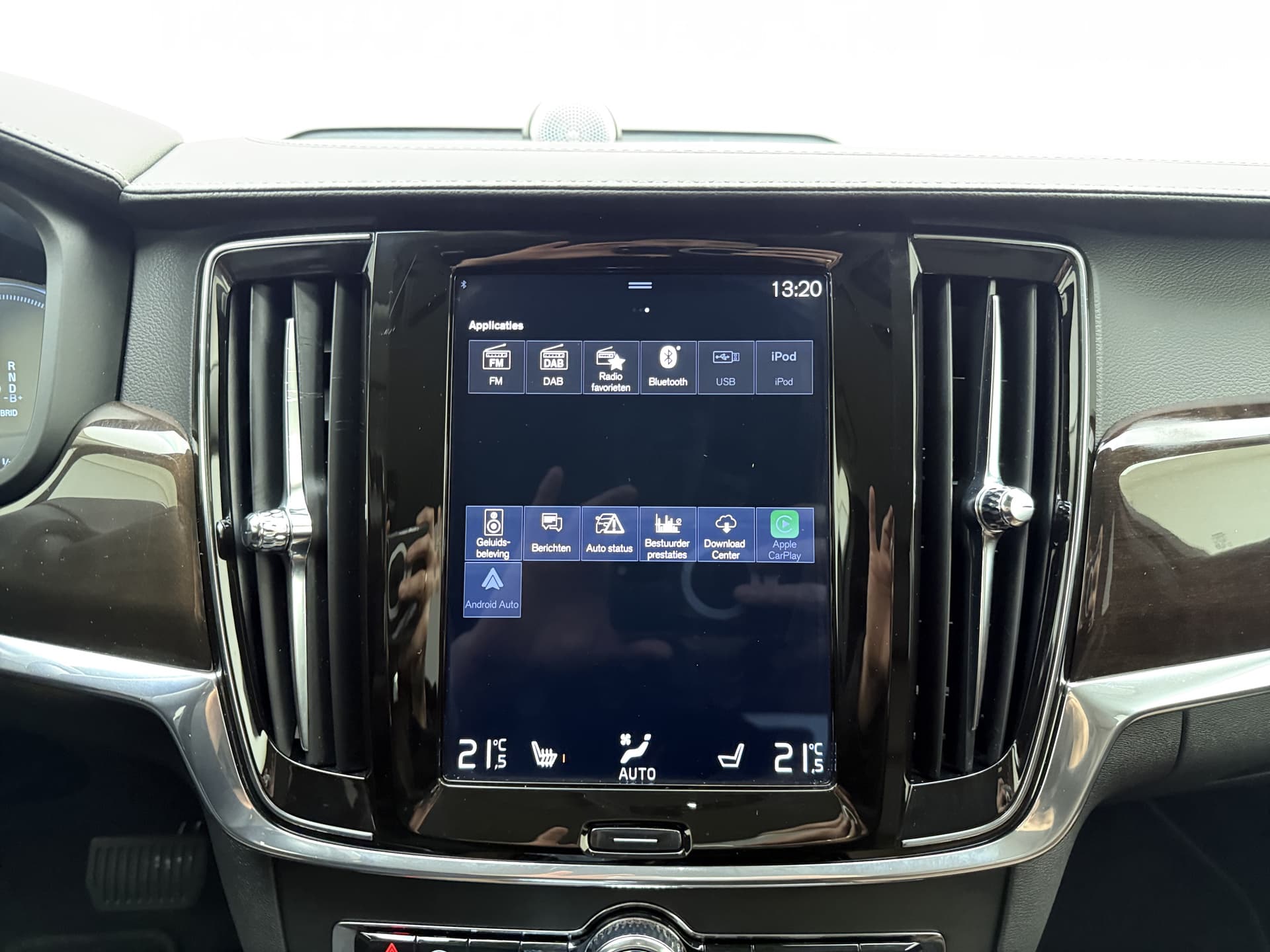 Volvo V90 T8 390pk AWD Inscription / Luchtvering / Bowers&Wilkins Audio / Dubbel glas / 360 Camera / El. Trekhaak / DAB / El. Stoelen / Keyless / Adapt. Cruise / BLIS / Leder thumbnail 14