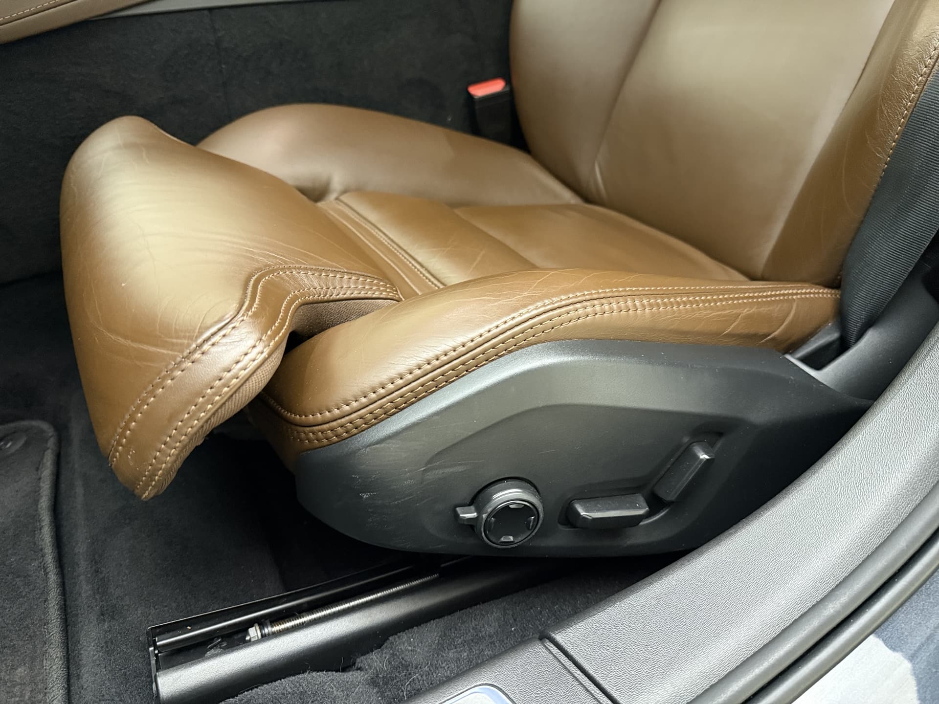 Volvo V90 T8 390pk AWD Inscription / Luchtvering / Bowers&Wilkins Audio / Dubbel glas / 360 Camera / El. Trekhaak / DAB / El. Stoelen / Keyless / Adapt. Cruise / BLIS / Leder thumbnail 22