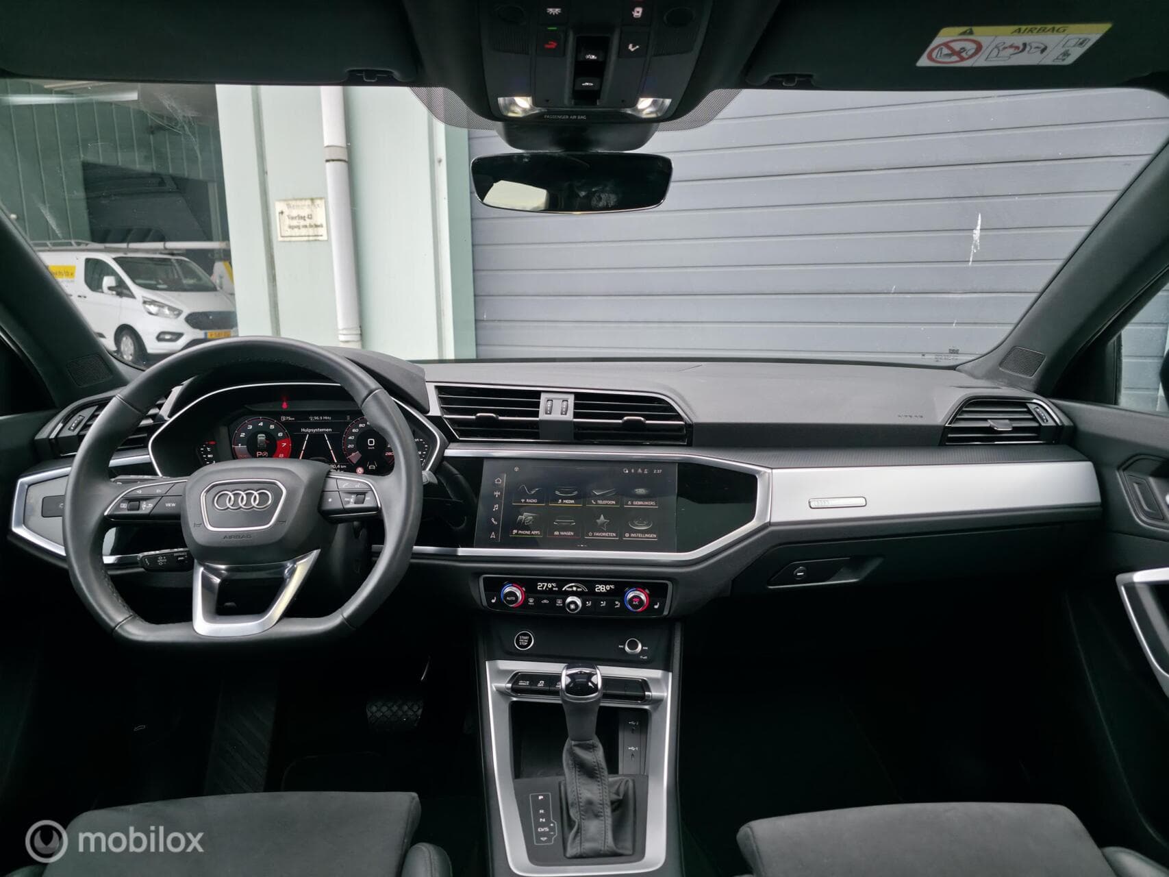 Audi Q3 thumbnail 14