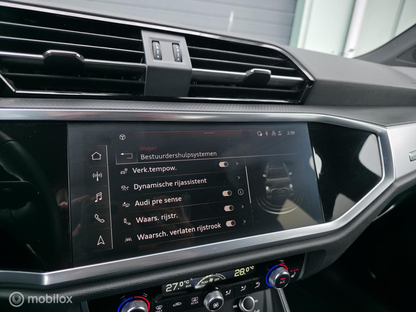 Audi Q3 thumbnail 28