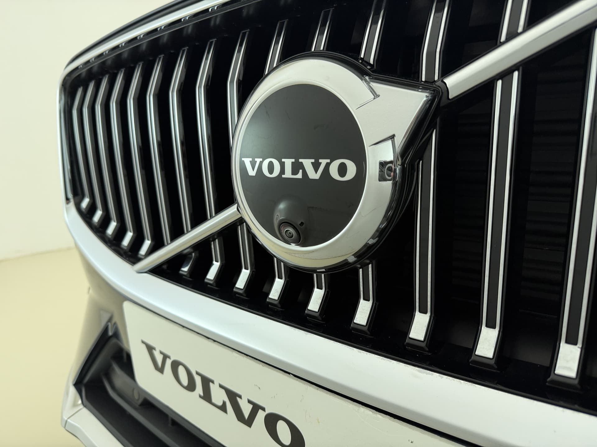 Volvo XC60 T6 350pk AWD Plus Bright / Harman Kardon audio / Camera rondom / Elektrisch verstelbare stoelen / thumbnail 10