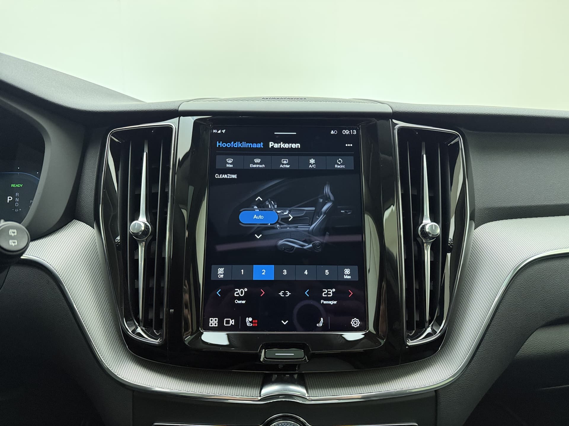 Volvo XC60 T6 350pk AWD Plus Bright / Harman Kardon audio / Camera rondom / Elektrisch verstelbare stoelen / thumbnail 30