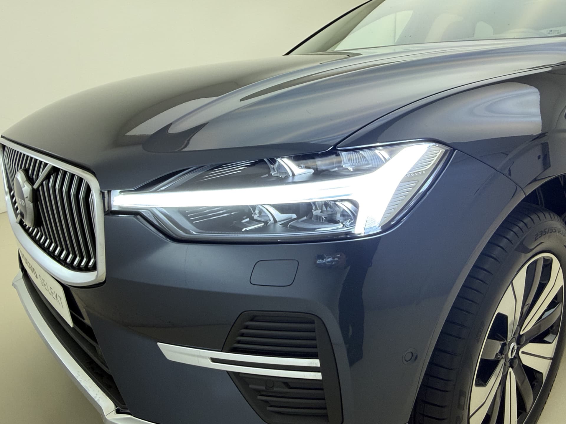 Volvo XC60 T6 350pk AWD Plus Bright / Harman Kardon audio / Camera rondom / Elektrisch verstelbare stoelen / thumbnail 44