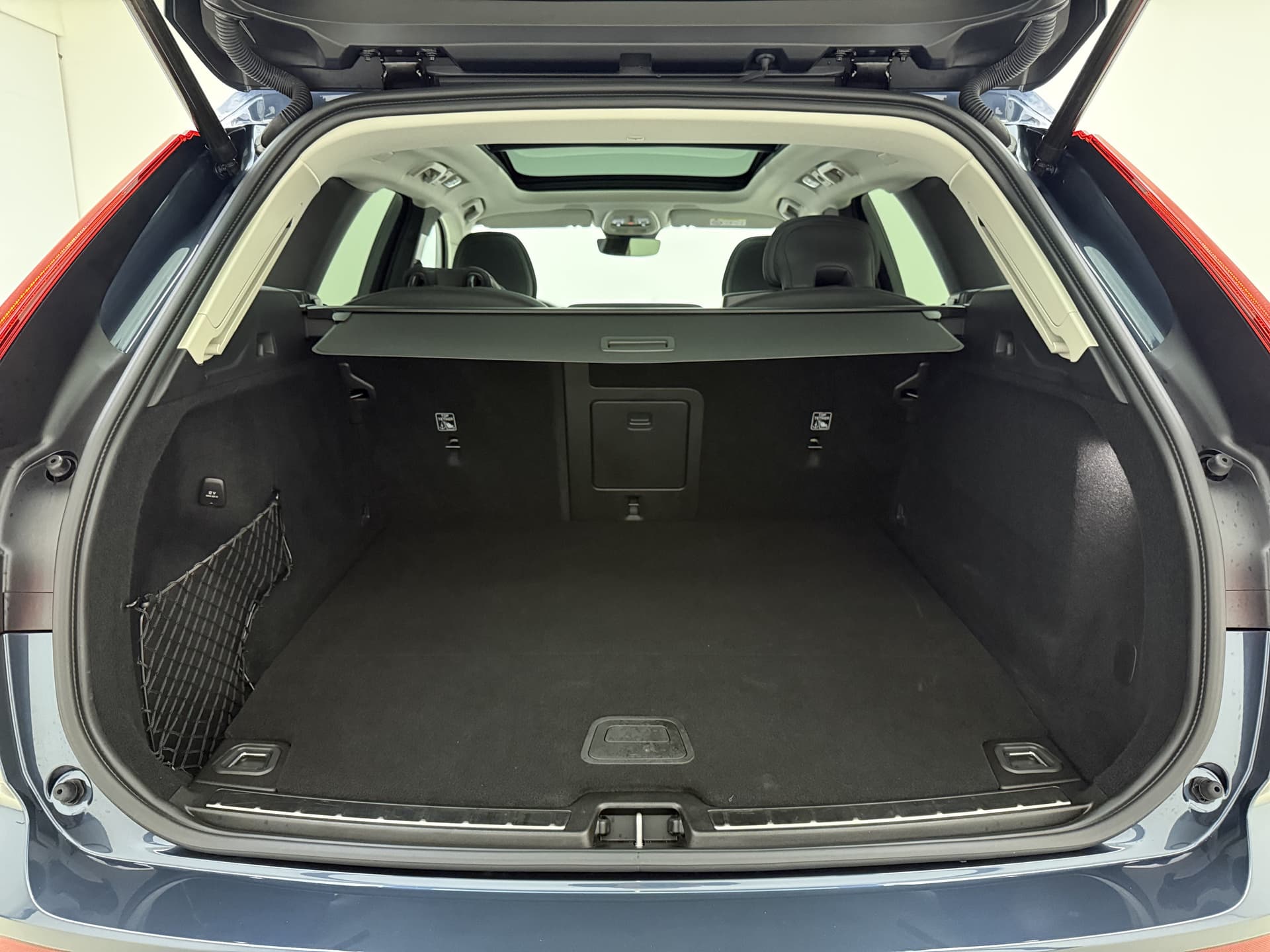 Volvo XC60 T6 350pk AWD Plus Bright / Harman Kardon audio / Camera rondom / Elektrisch verstelbare stoelen / thumbnail 47