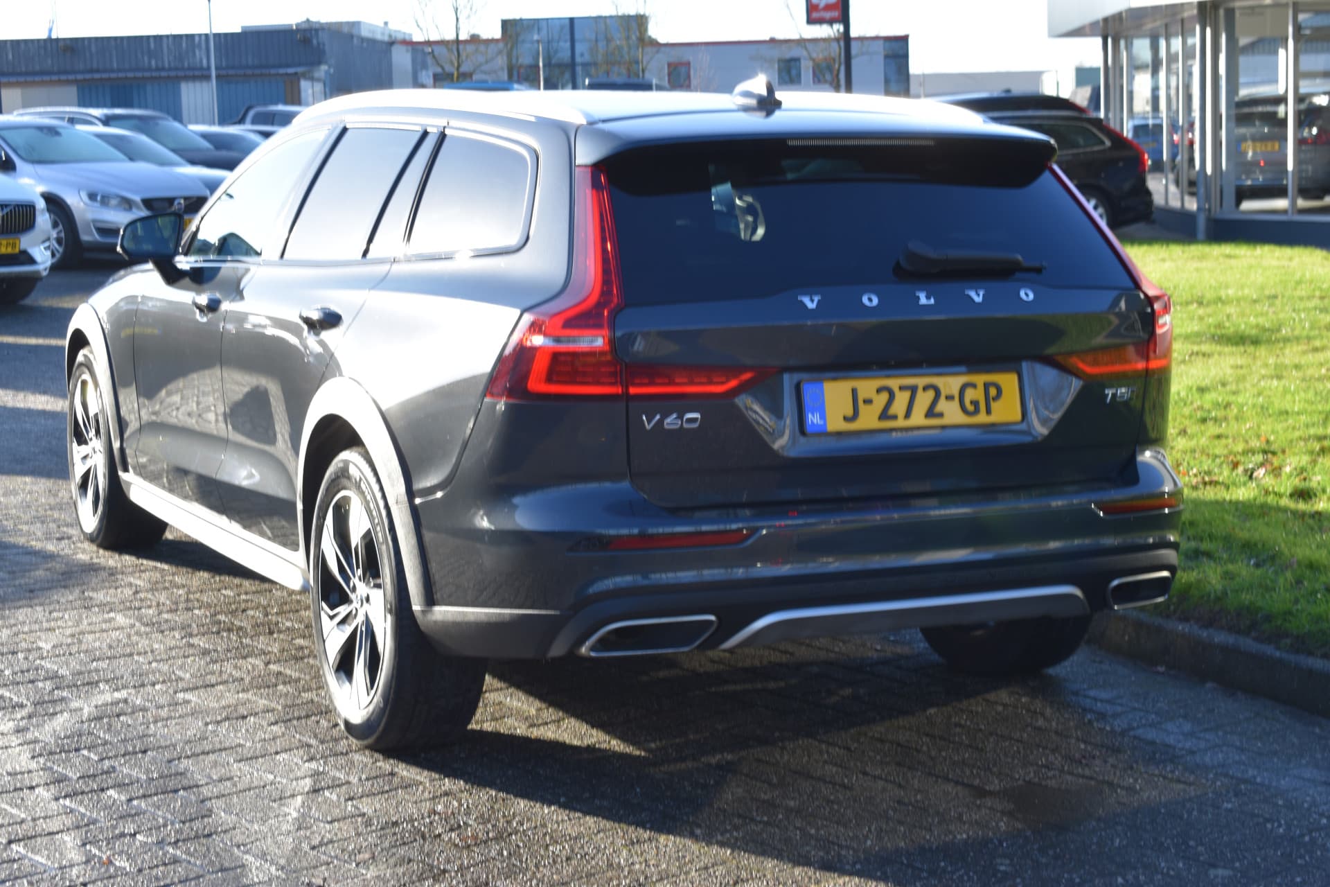 Volvo V60 Cross Country T5 AWD 250PK Automaat Pro thumbnail 13