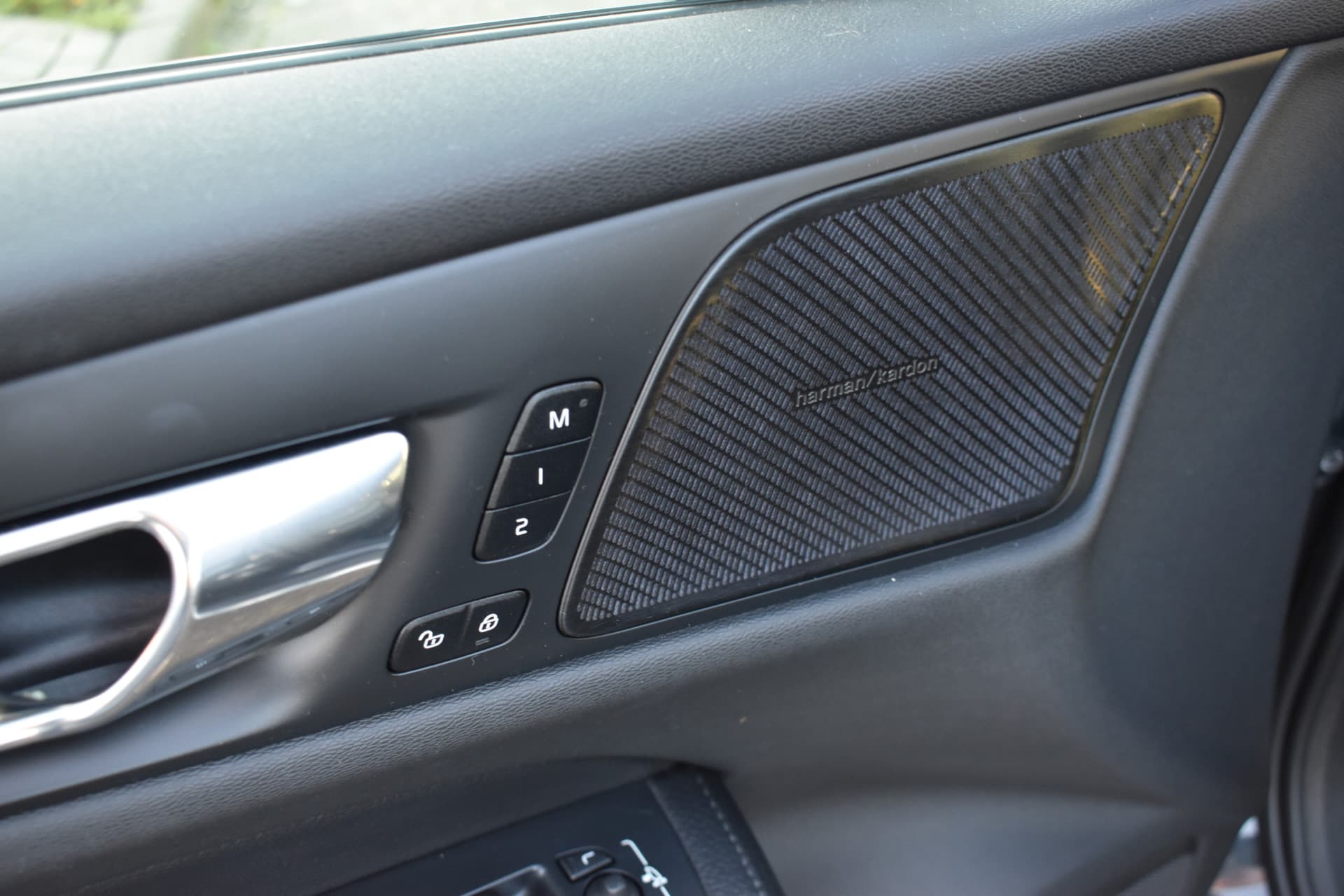 Volvo V60 Cross Country T5 AWD 250PK Automaat Pro thumbnail 27