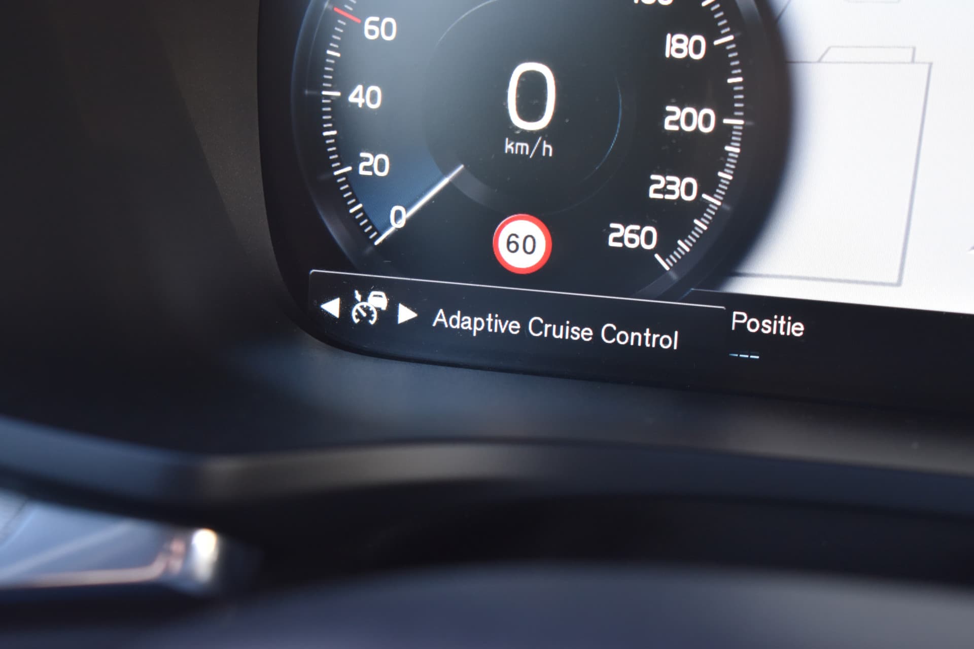 Volvo V60 Cross Country T5 AWD 250PK Automaat Pro thumbnail 36