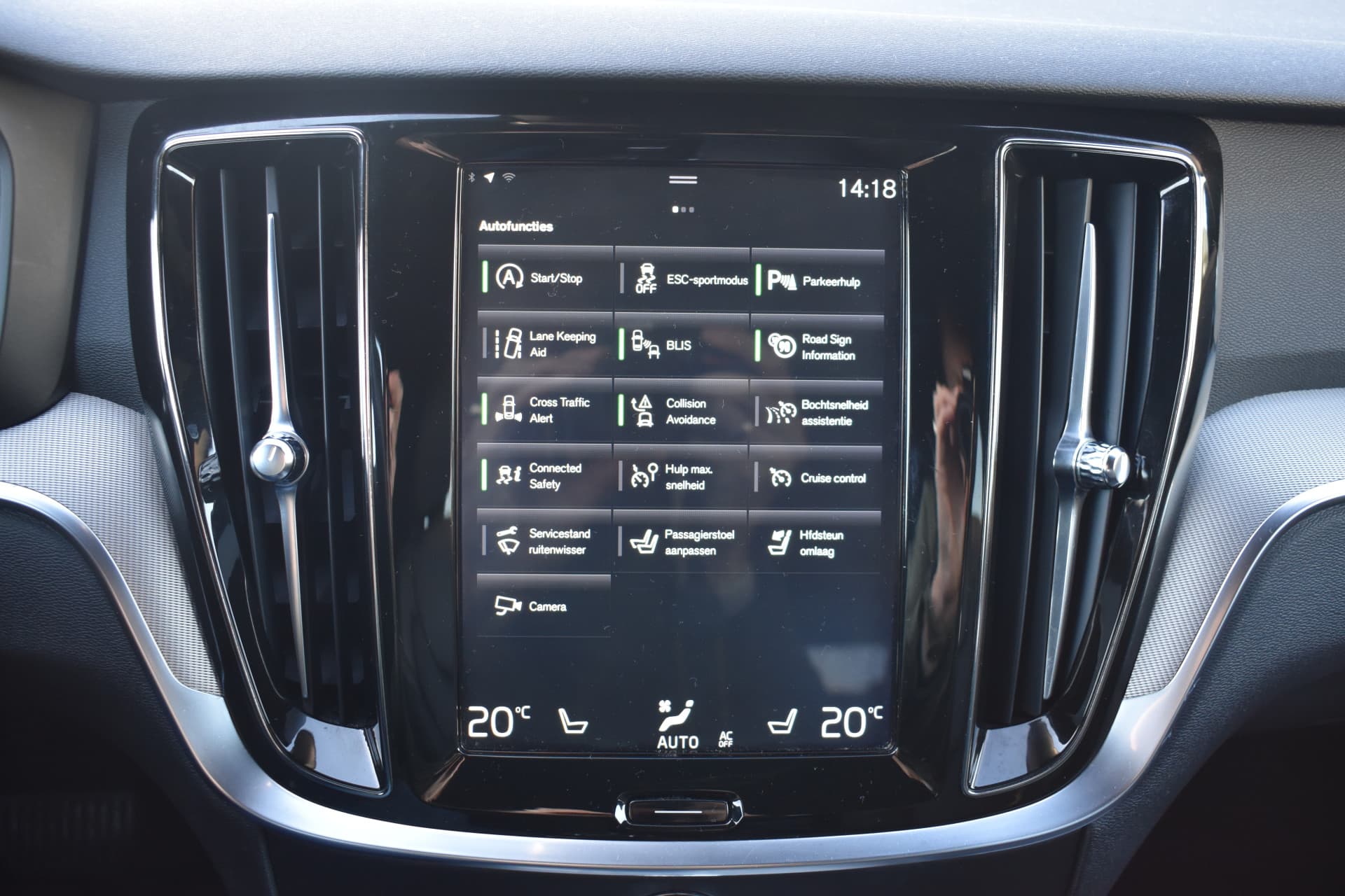 Volvo V60 Cross Country T5 AWD 250PK Automaat Pro thumbnail 42