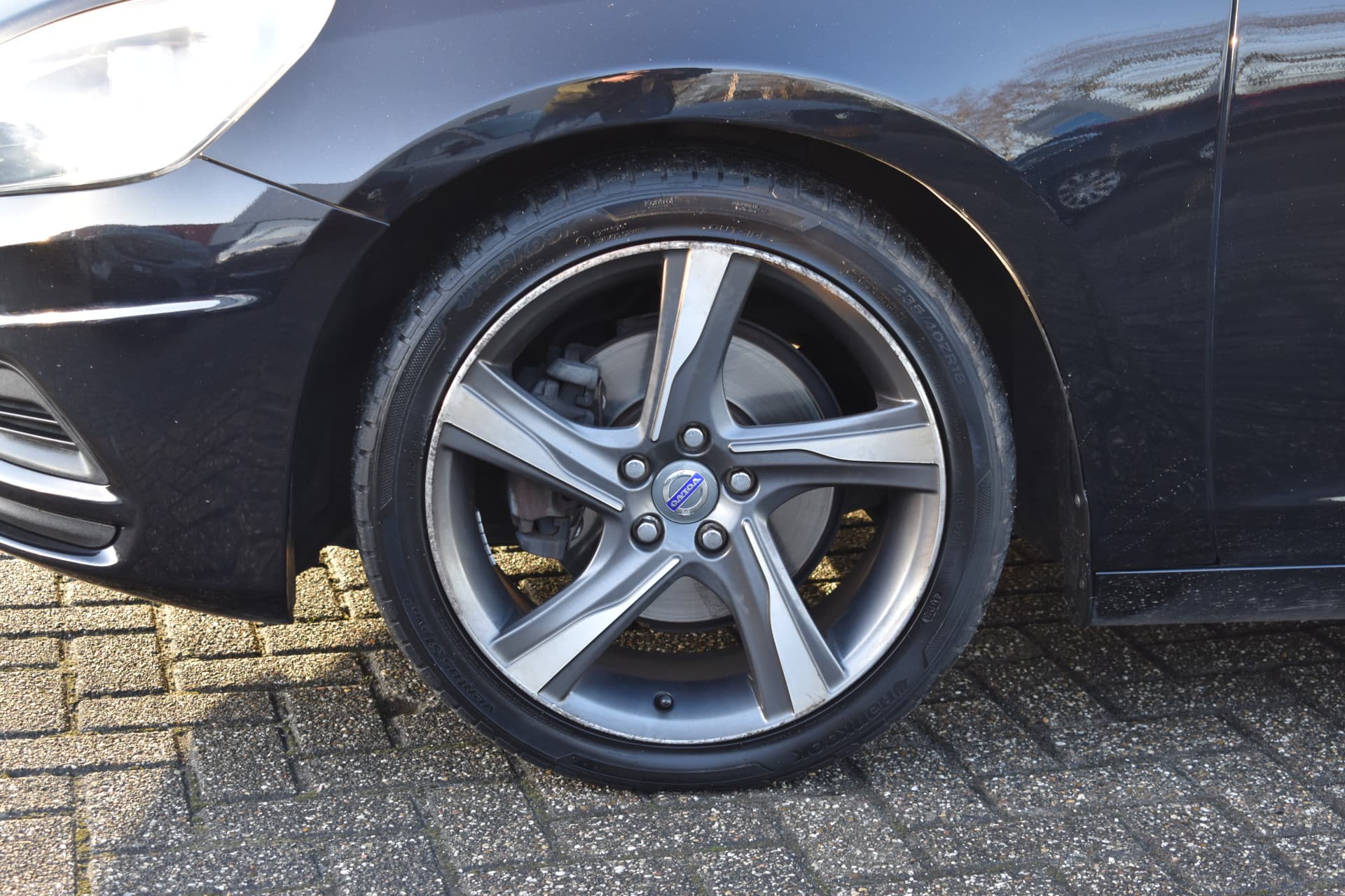 Volvo V60 T3 180PK R-Design thumbnail 6