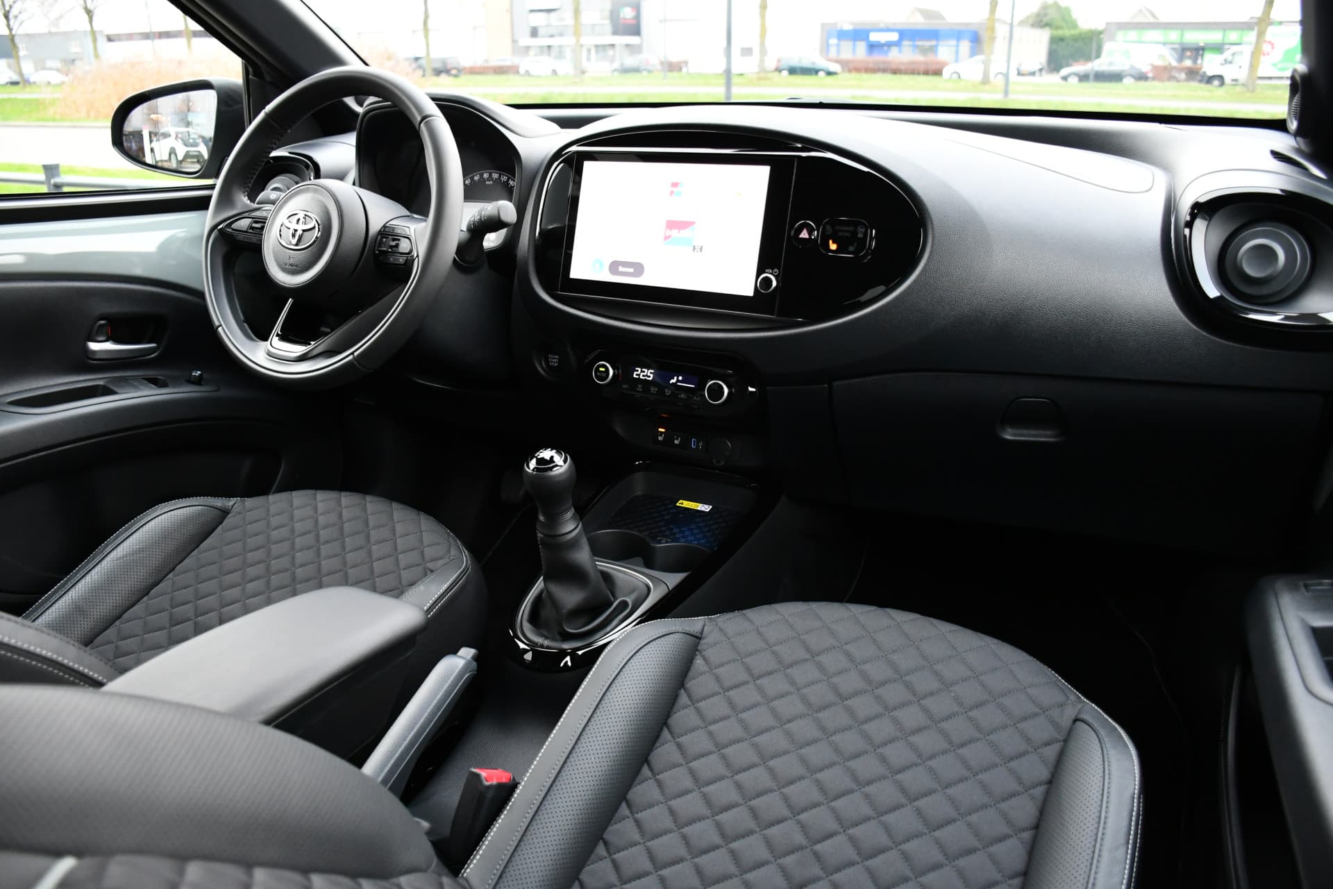 Toyota Aygo X 1.0 VVT-i MT Premium 72pk thumbnail 20