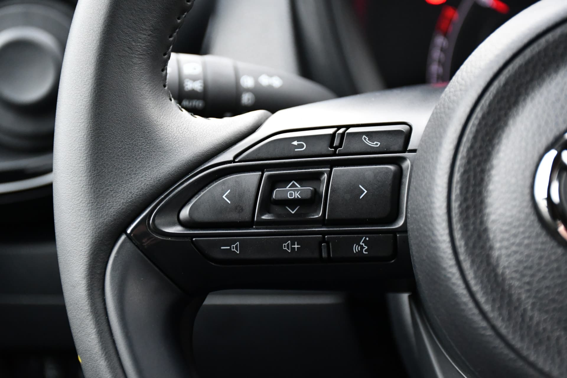 Toyota Aygo X 1.0 VVT-i MT Premium 72pk thumbnail 24