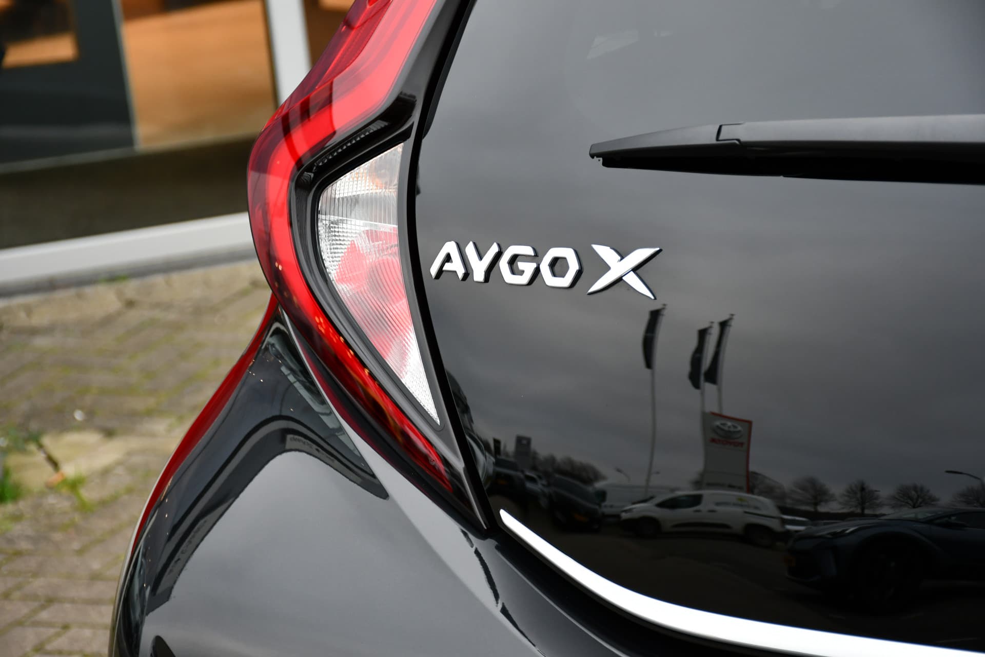 Toyota Aygo X 1.0 VVT-i MT Premium 72pk thumbnail 32