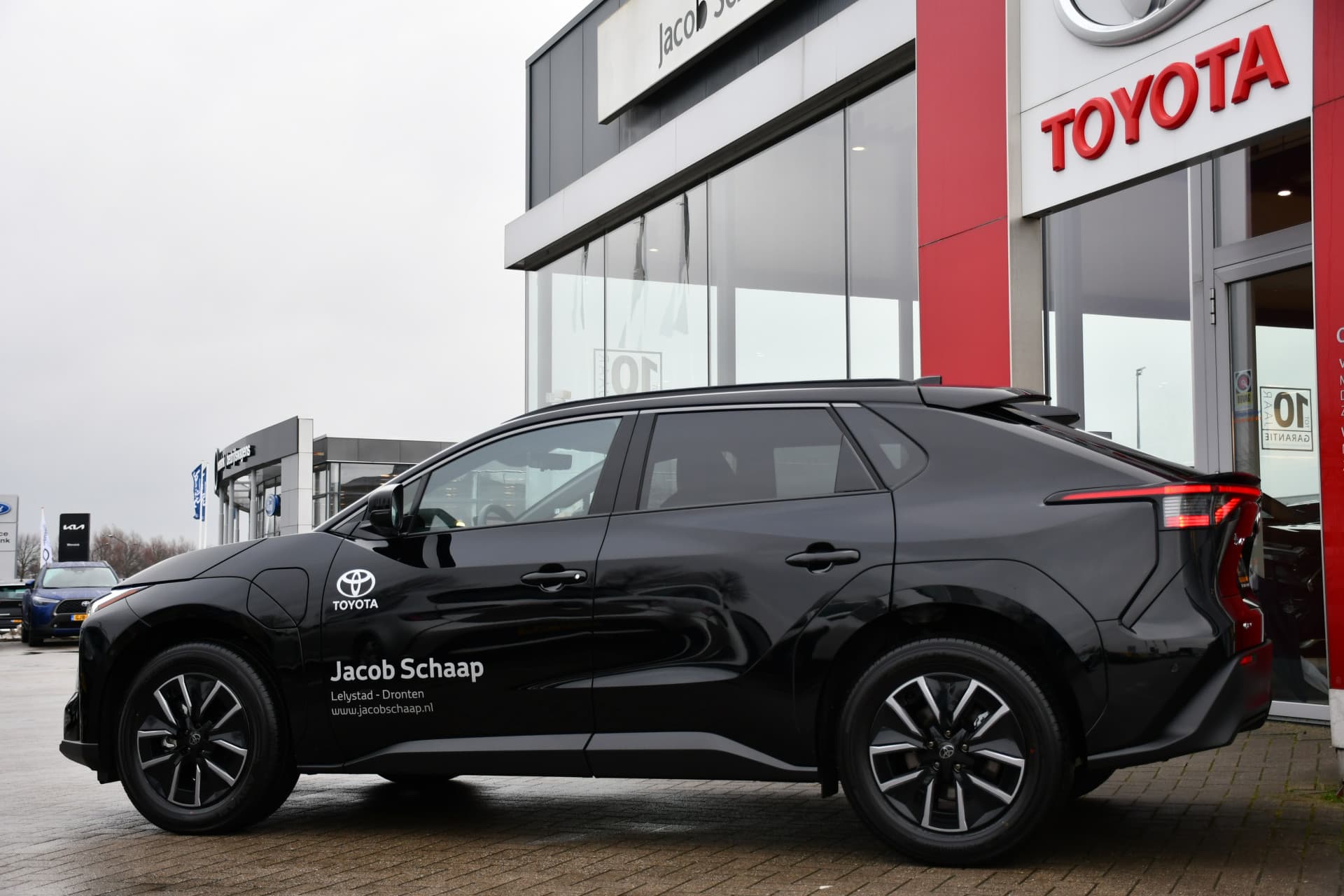 Toyota BZ4X Executive 73 kWh 224pk thumbnail 5