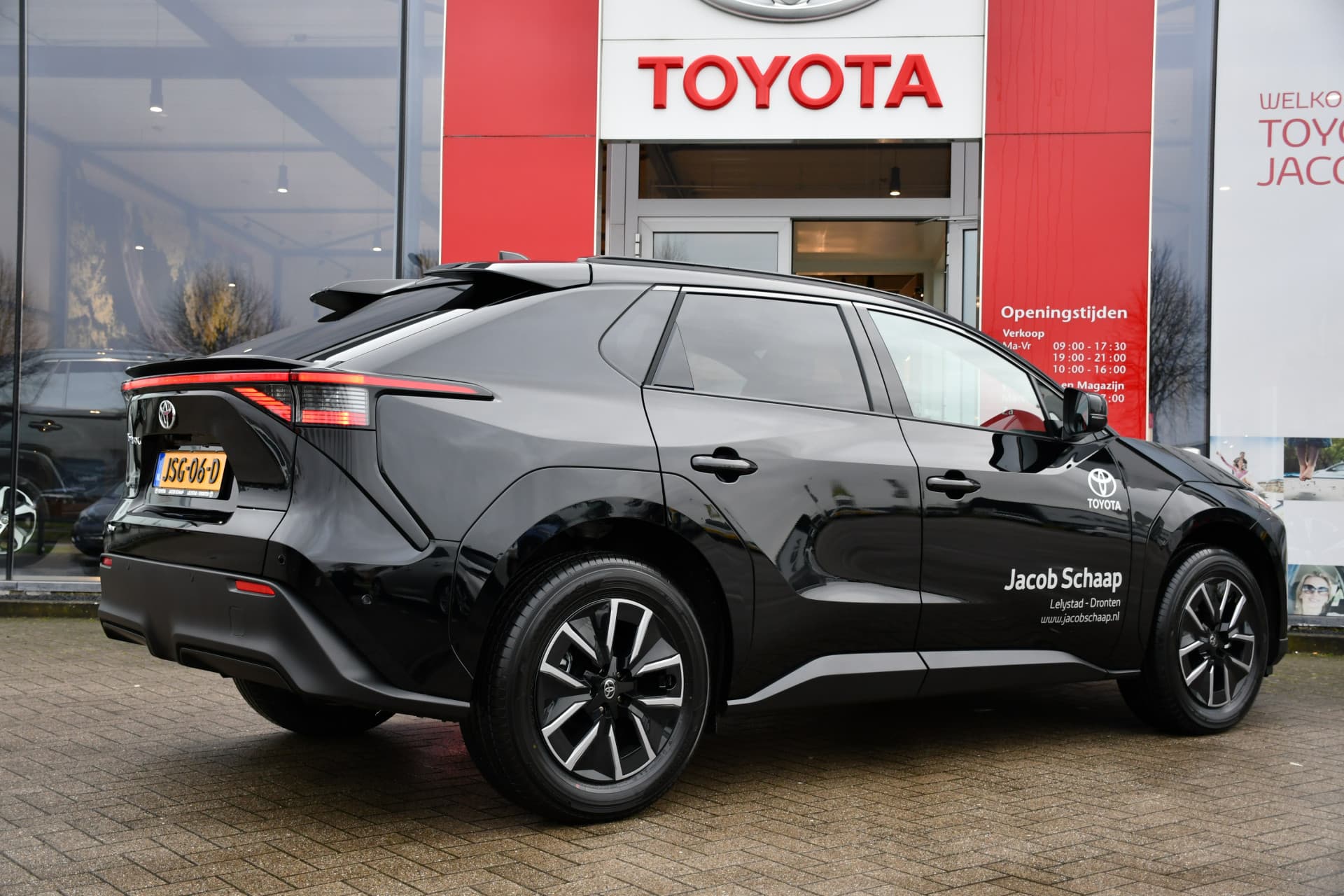 Toyota BZ4X Executive 73 kWh 224pk thumbnail 7