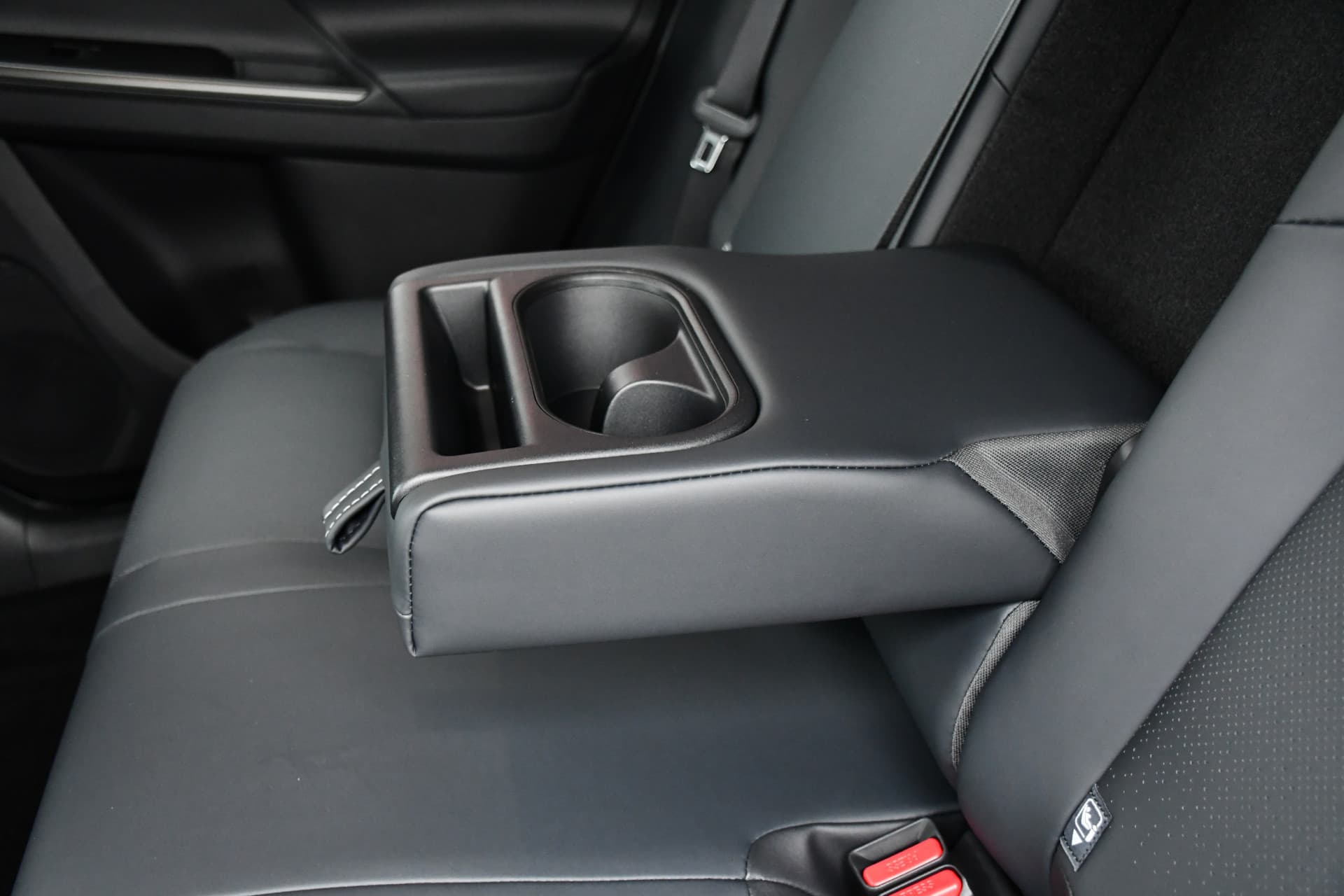 Toyota BZ4X Executive 73 kWh 224pk thumbnail 34