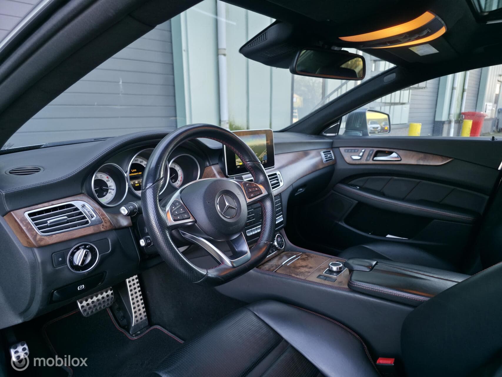 Mercedes-Benz CLS thumbnail 7